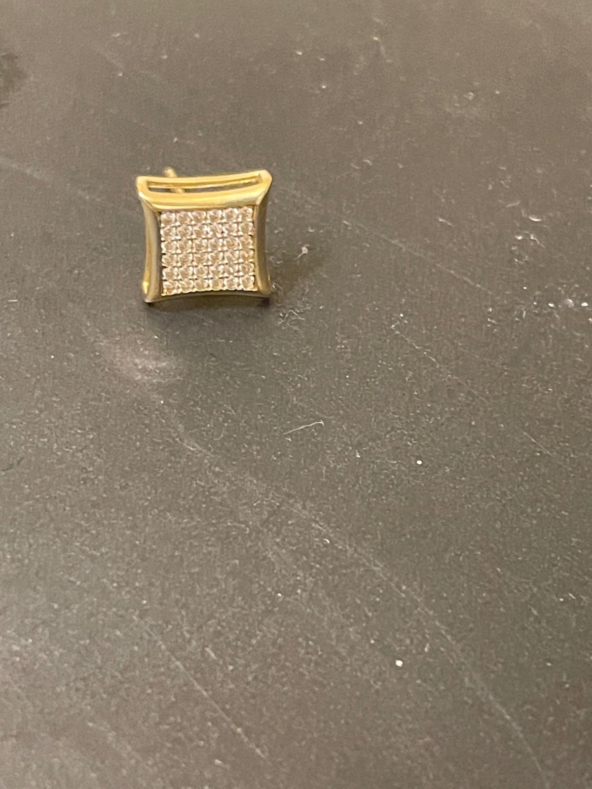 14k gold earring