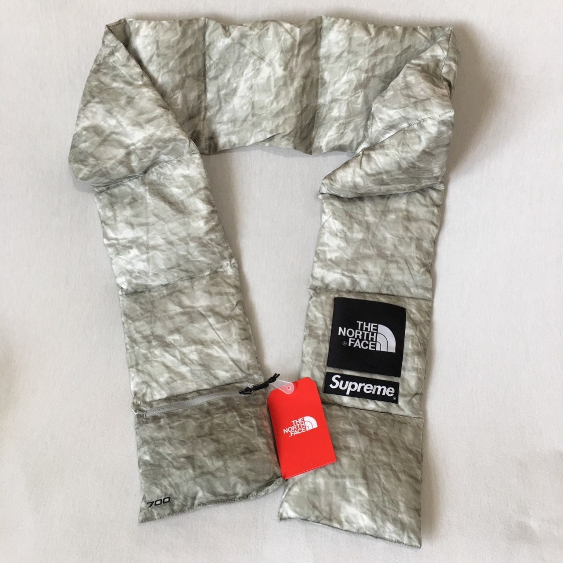 Supreme X The North Face Paperdown Scarf