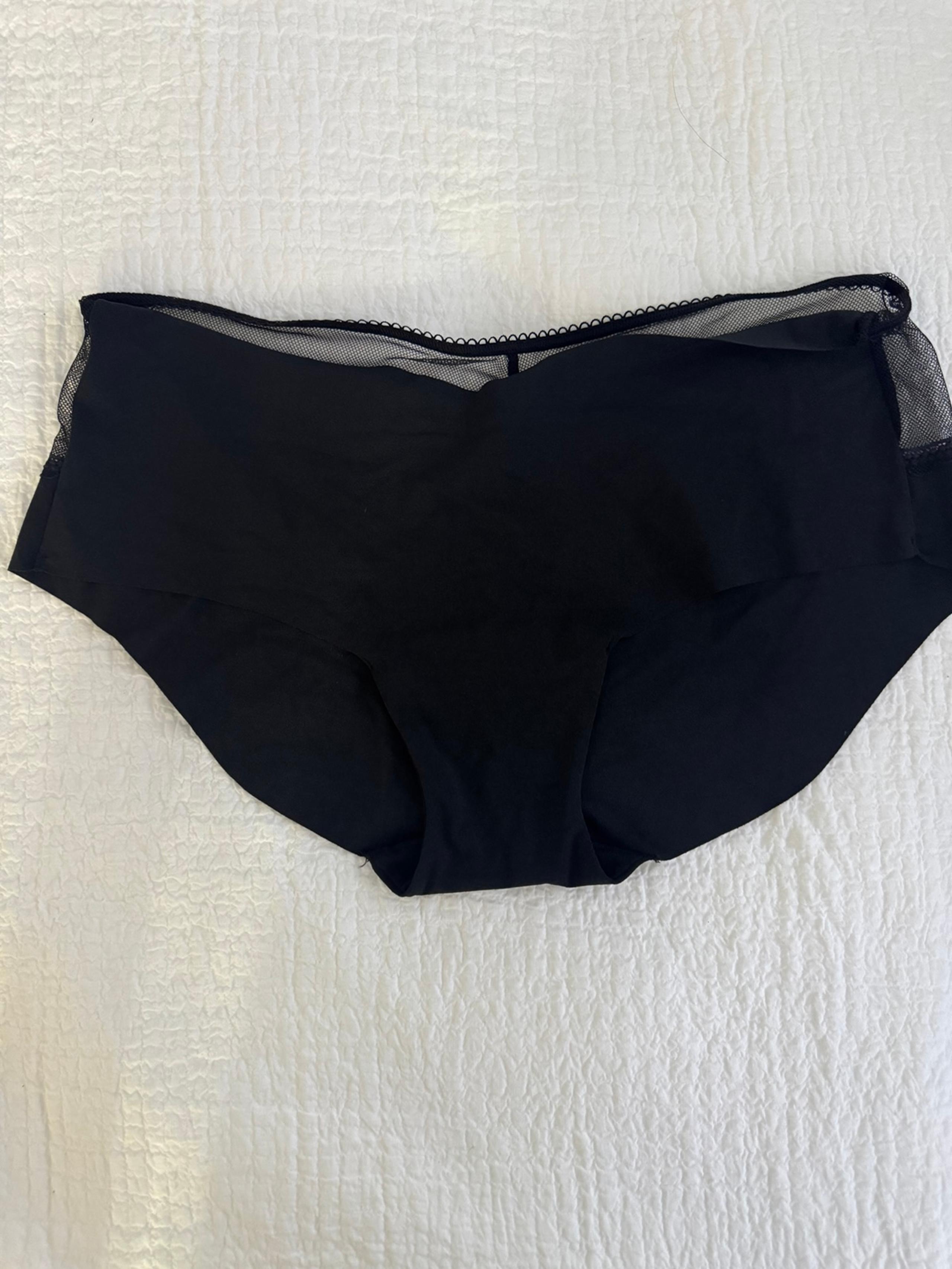 Black Mesh-Back Victoria’s Secret underwear XL