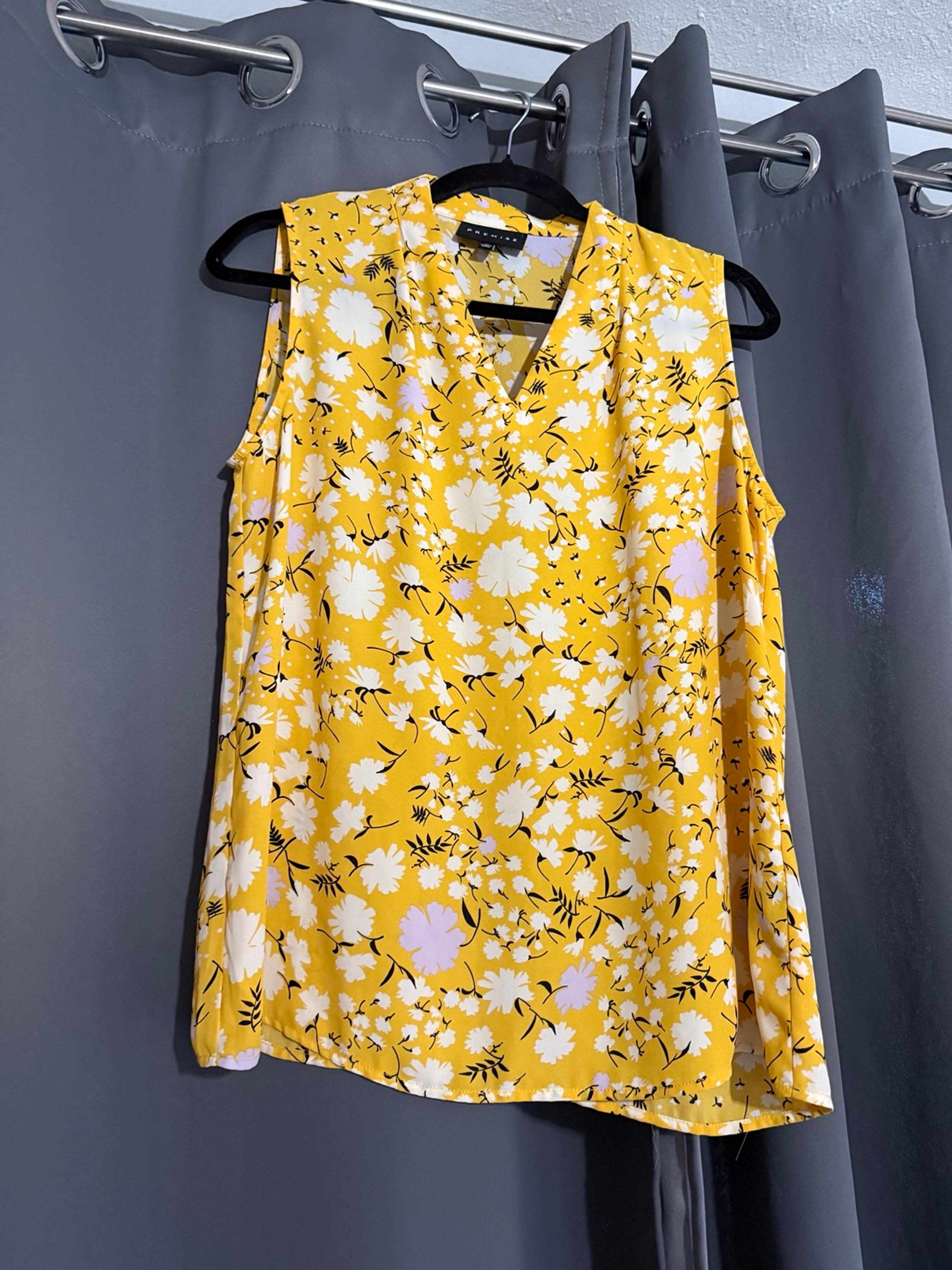 Premise Studio Women Mustard Yellow Blouse Floral Sleeveless Size-M