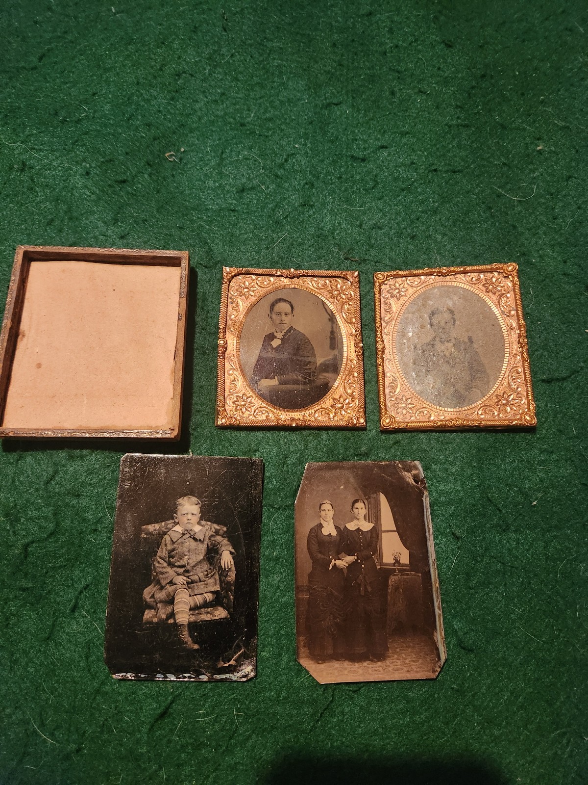 Vintage Pictures