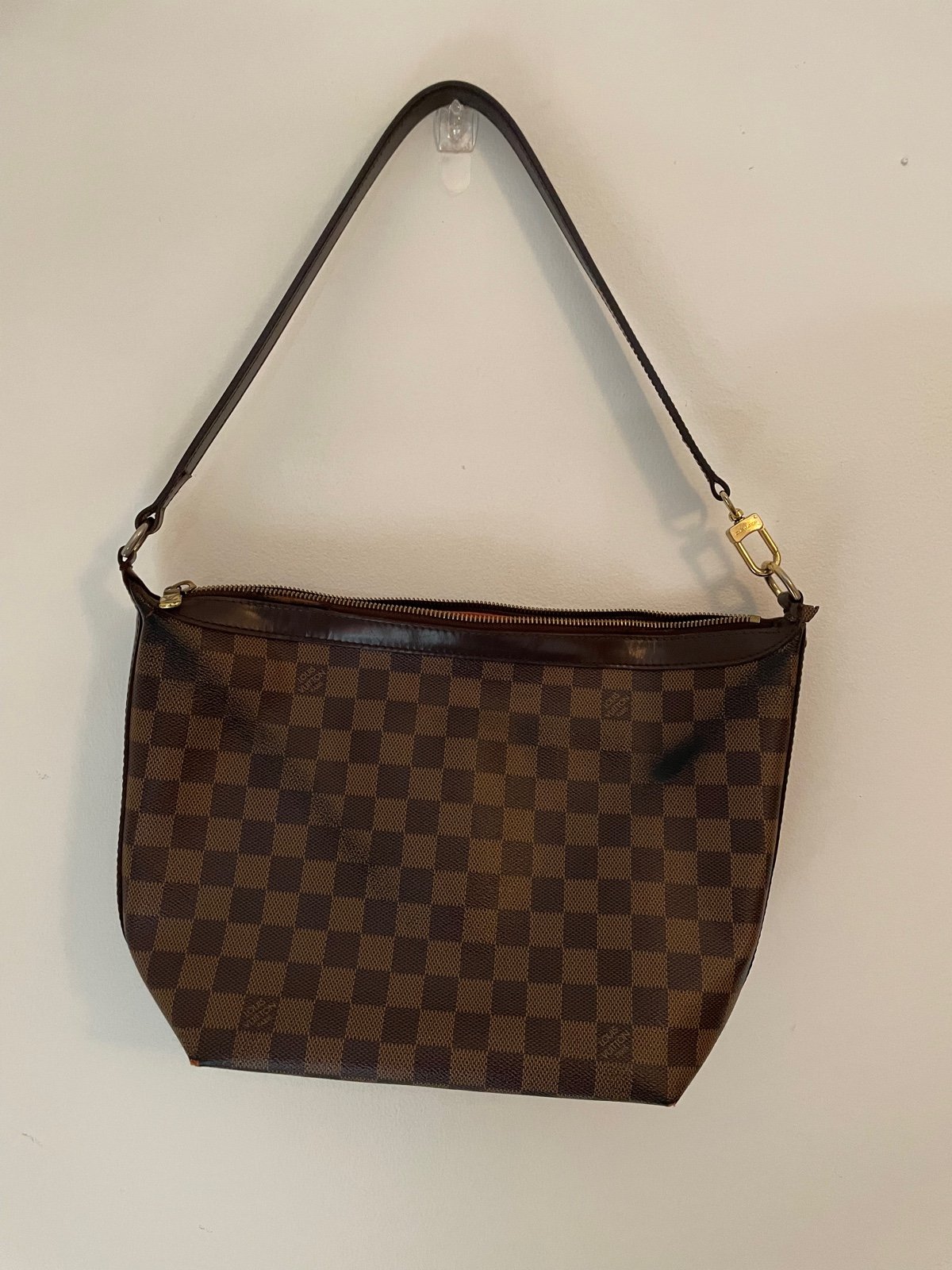 Louis Vuitton Damier shoulder bag