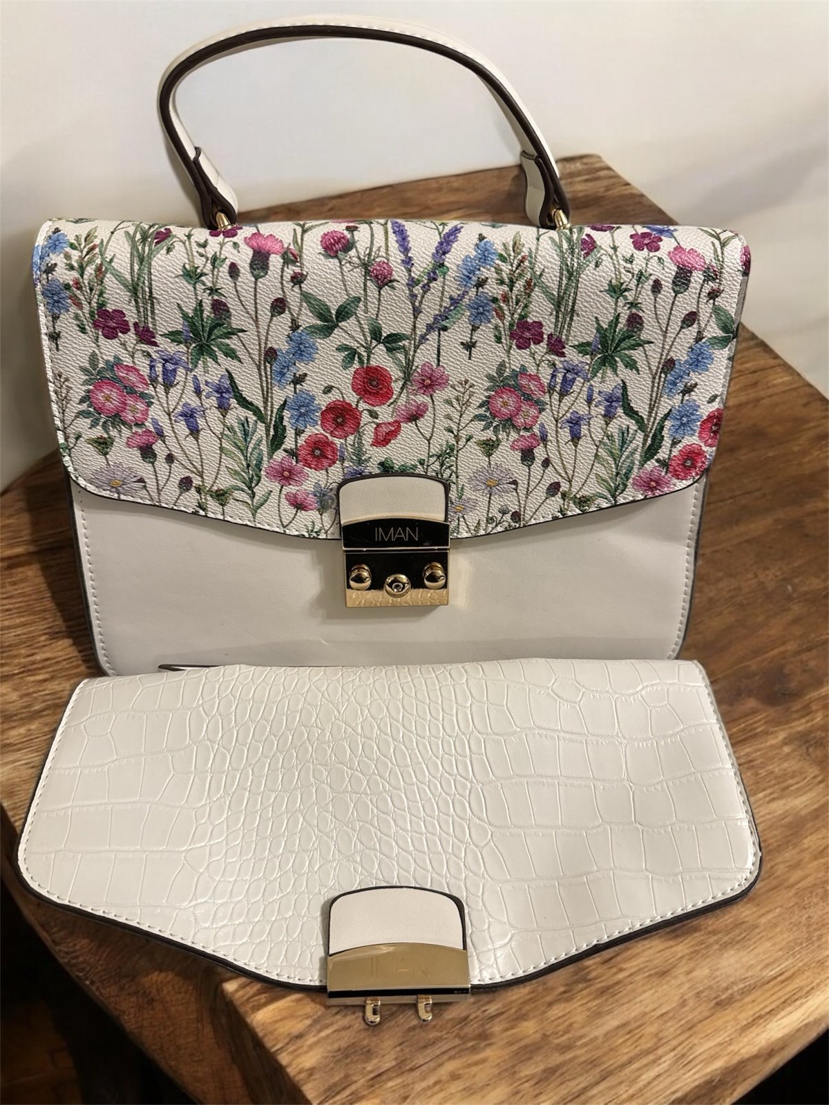 Iman Convertable Sachet bag