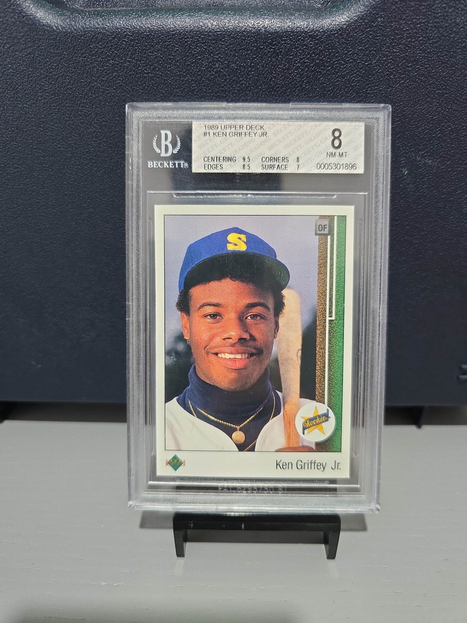 1989 Upper Deck Ken Griffey Jr. Rookie Card BGS 8