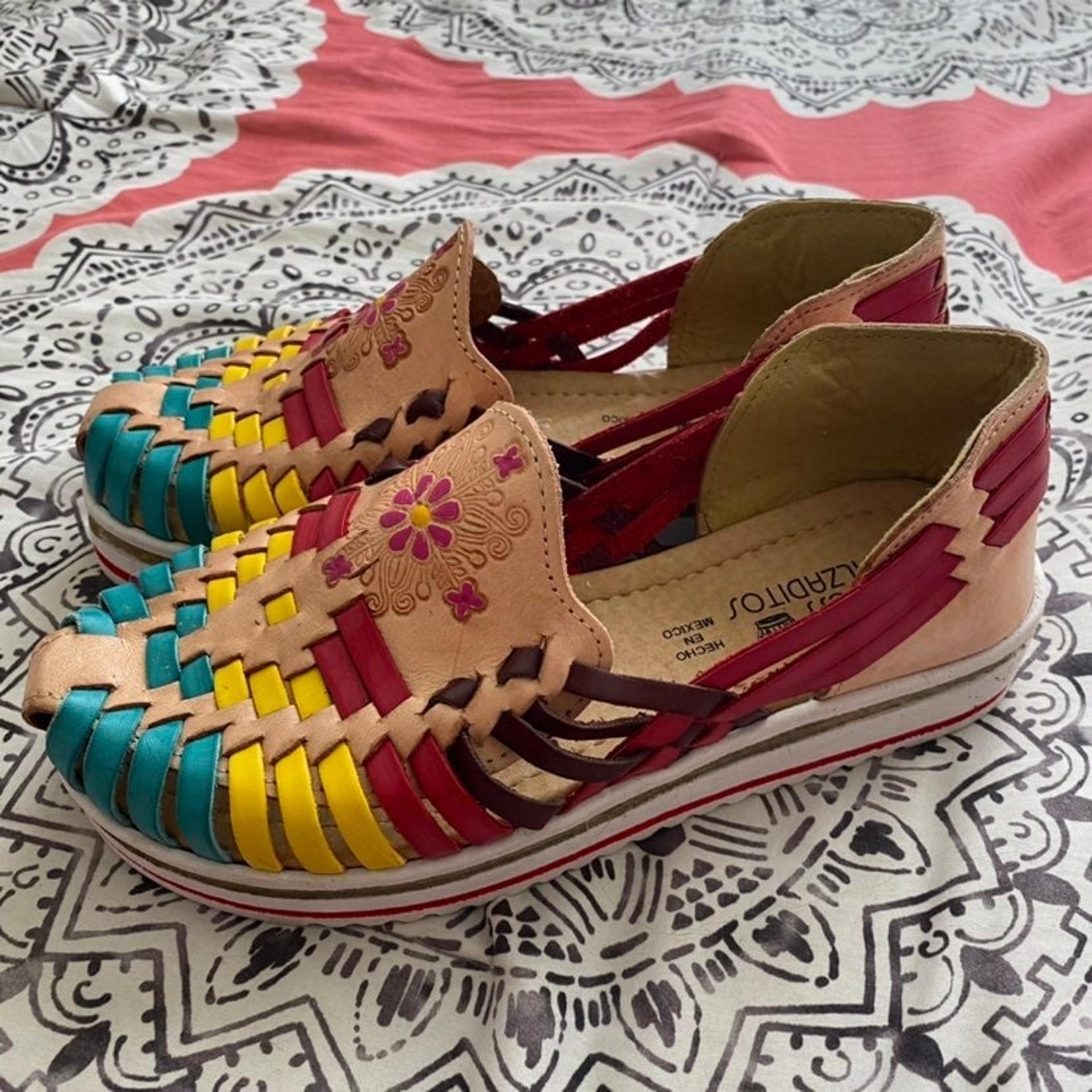 MEXICANA Closed Toe Shoes | Mercari