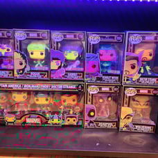 Funko Pop Lot marvel blacklight