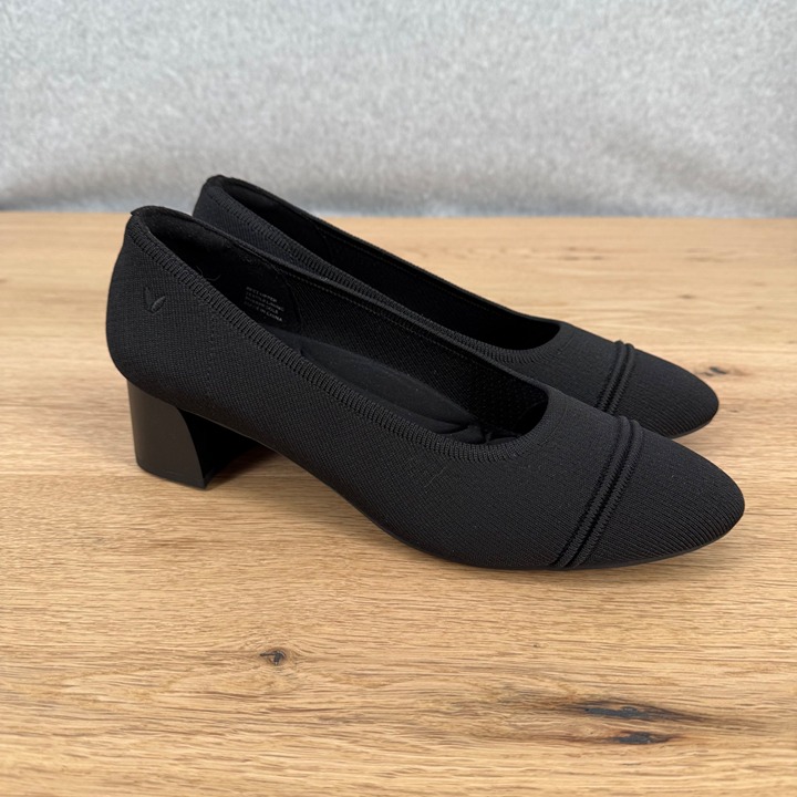 Vivaia Almond Toe Chunky Heels Julie Pro Size 42 US 10.5 Black Knit EUC 189