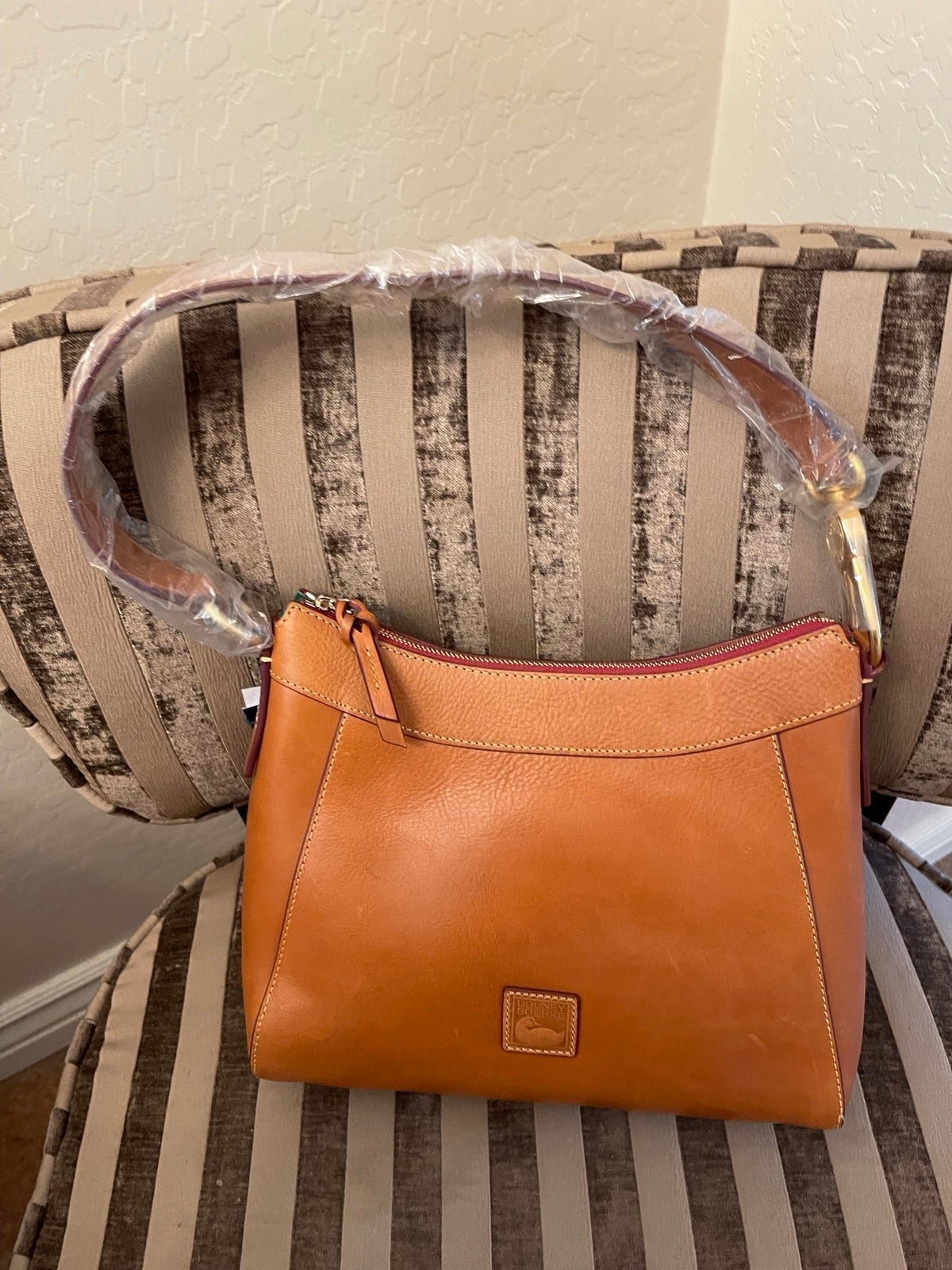 Dooney & Bourke Florentine Large Cassidy hobo in natural NWT