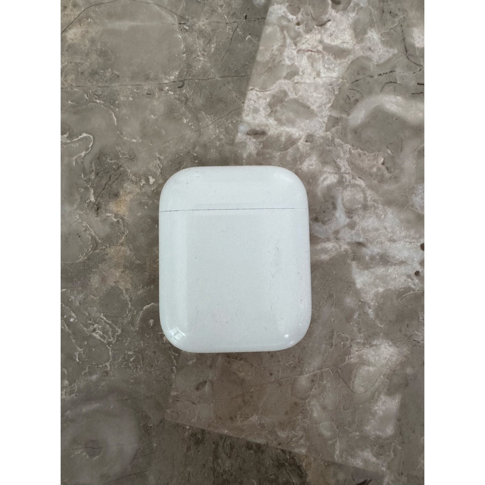 Airpods w/ case - Generation 1