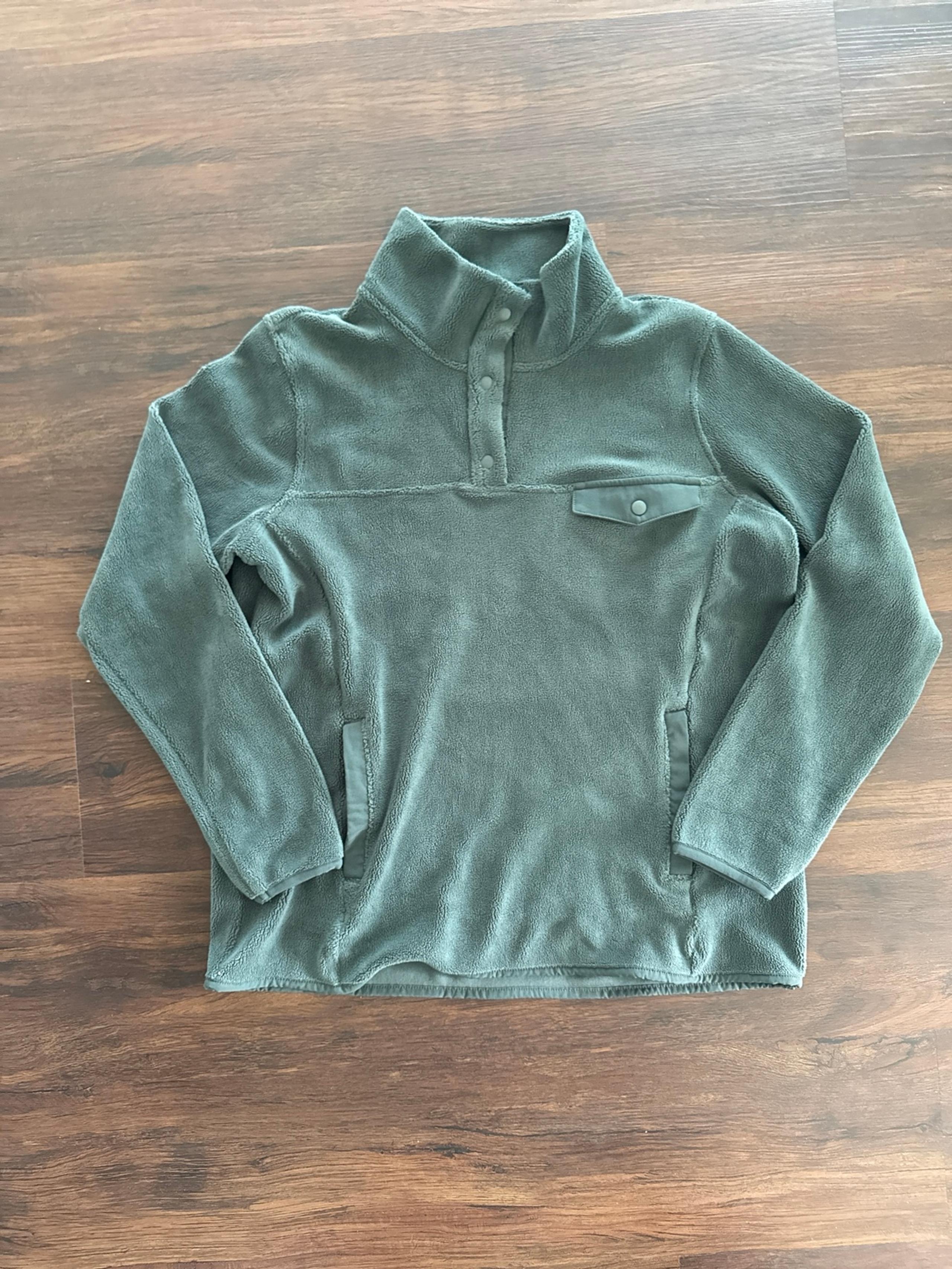 Fleece pullover