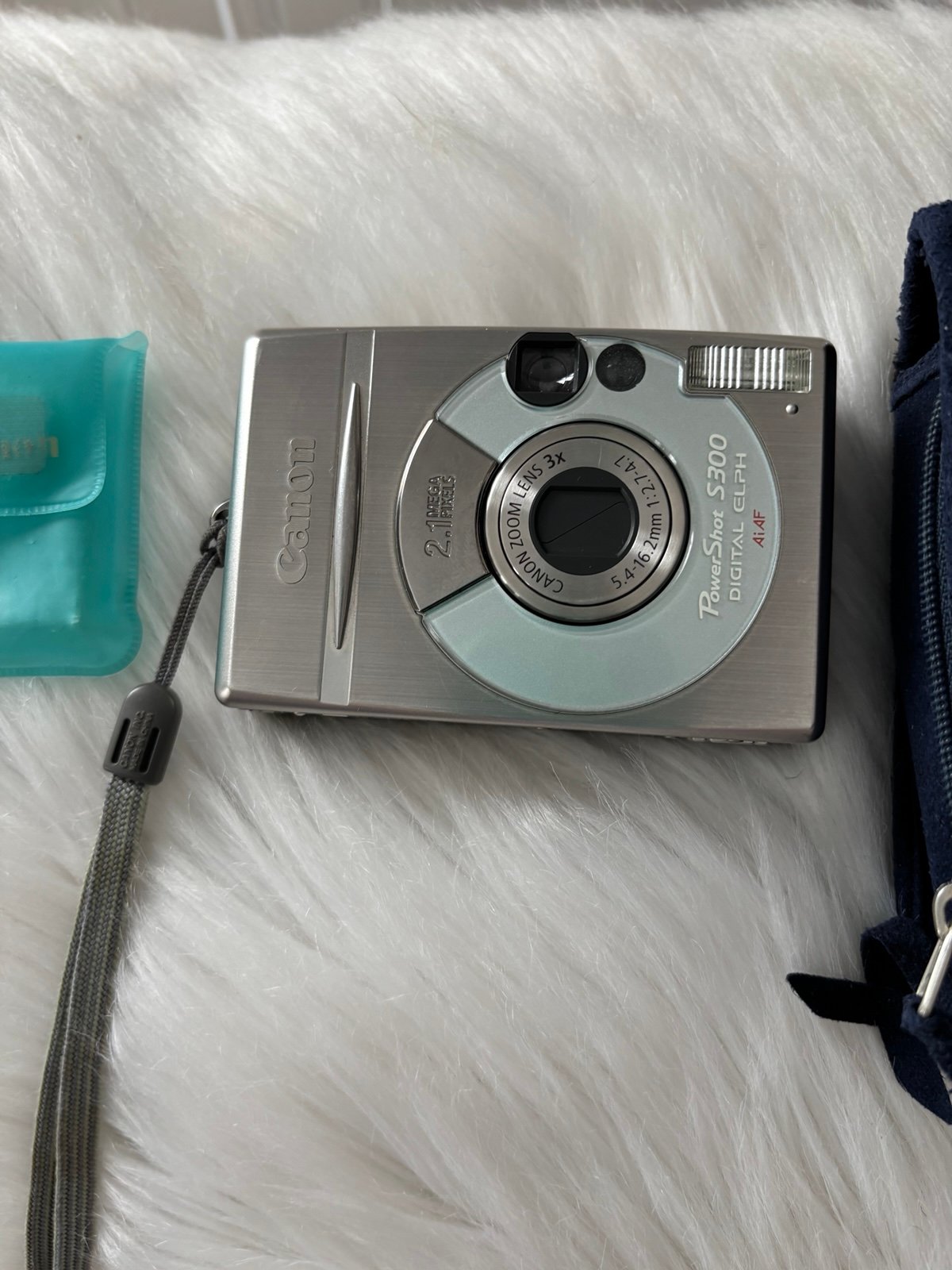 Canon PowerShot S300 digital ELPH