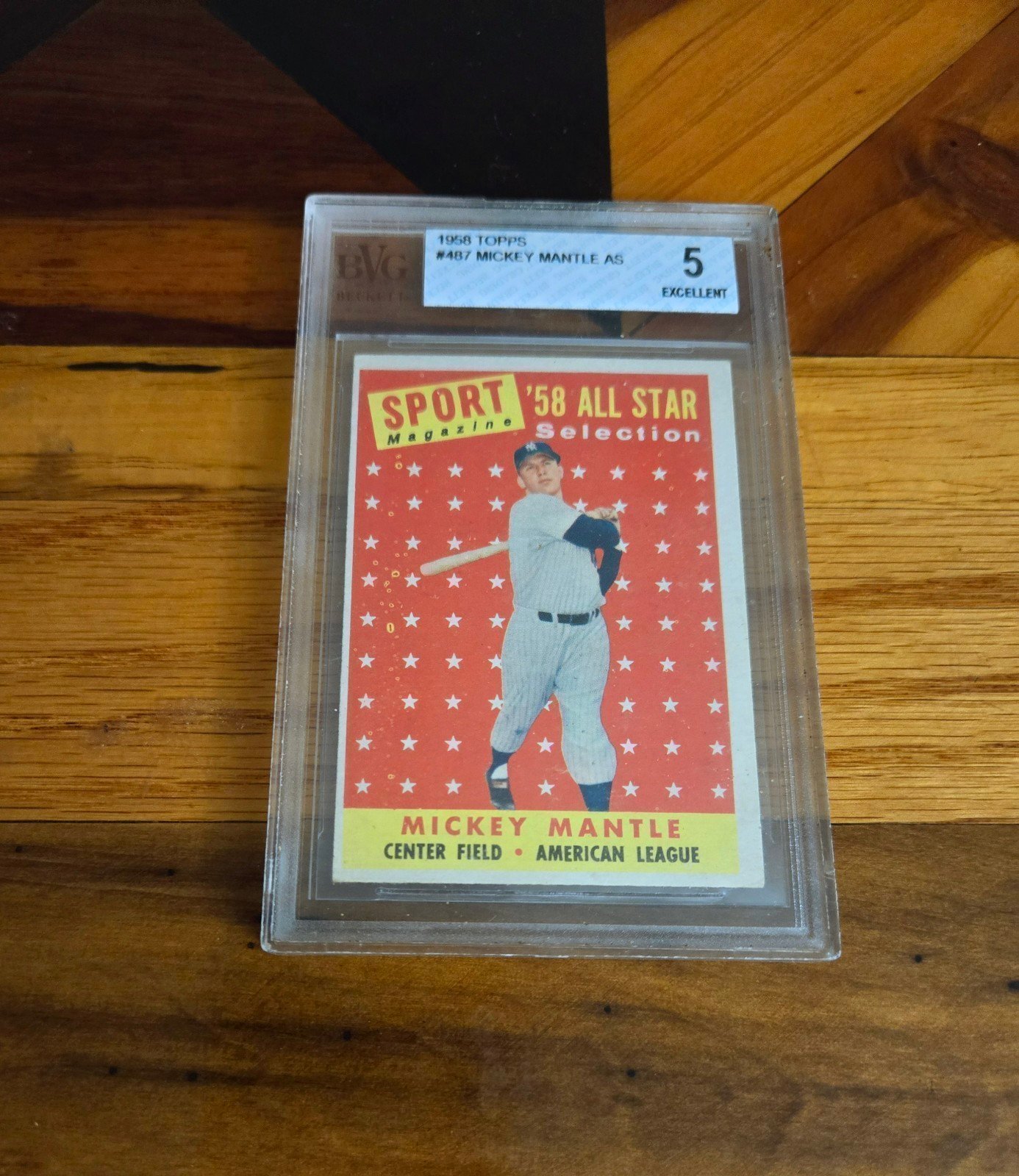 1958 TOPPS #487 MICKEY MANTLE BECKETT 5