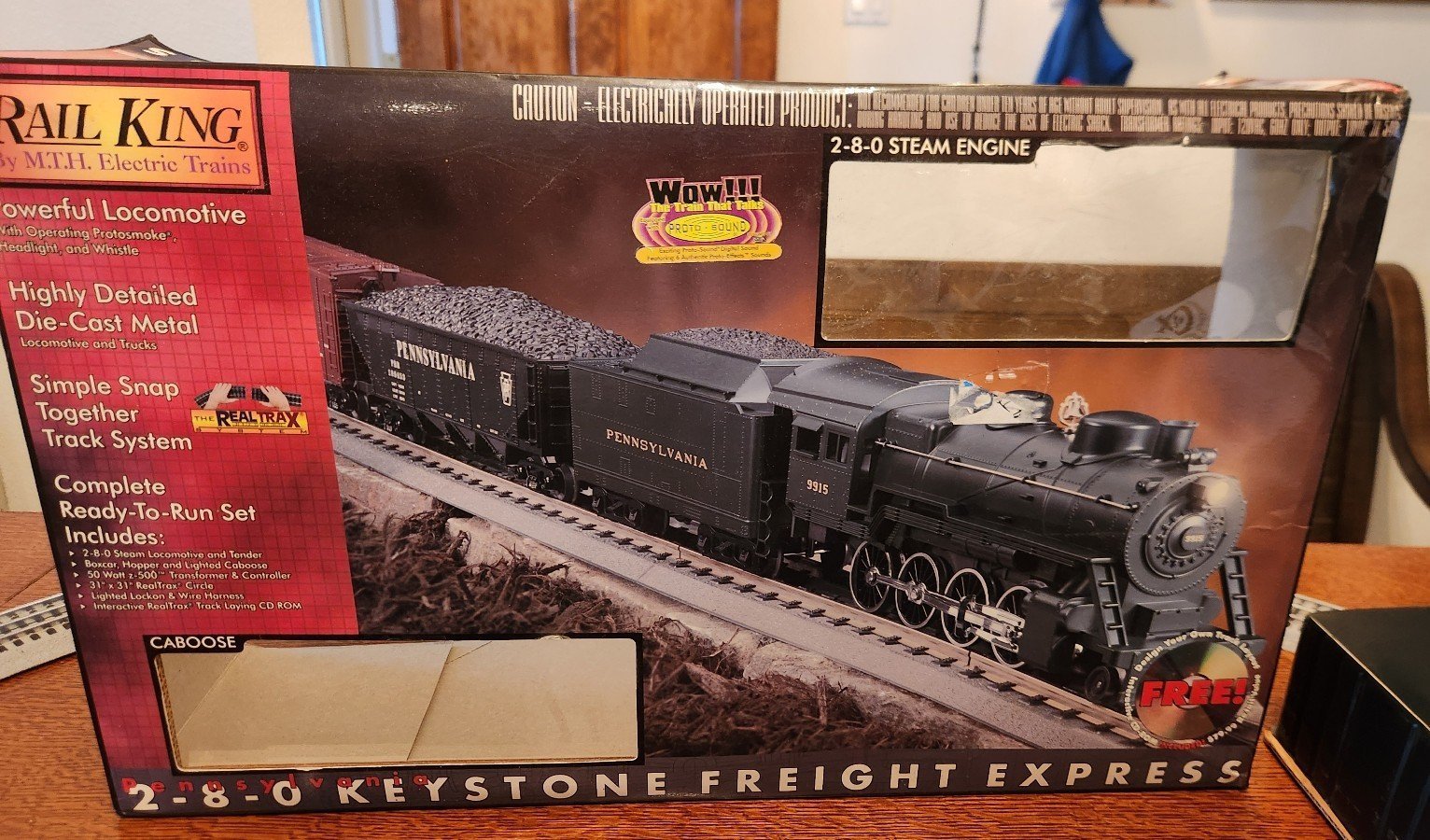 MTH 30-4023-1 Pennsylvania RailKing 2-8-0 O Gauge Steam Freight Train Set