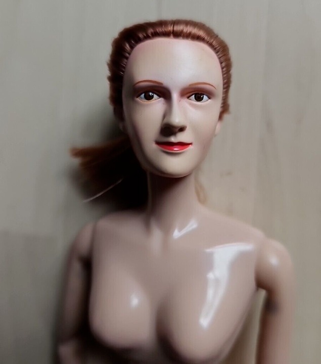 1/6 DRAGON GERMAN RED CROSS MEDICAL FEMALE NURSE ELSA KLEBER ACTION FIGURE NUDE