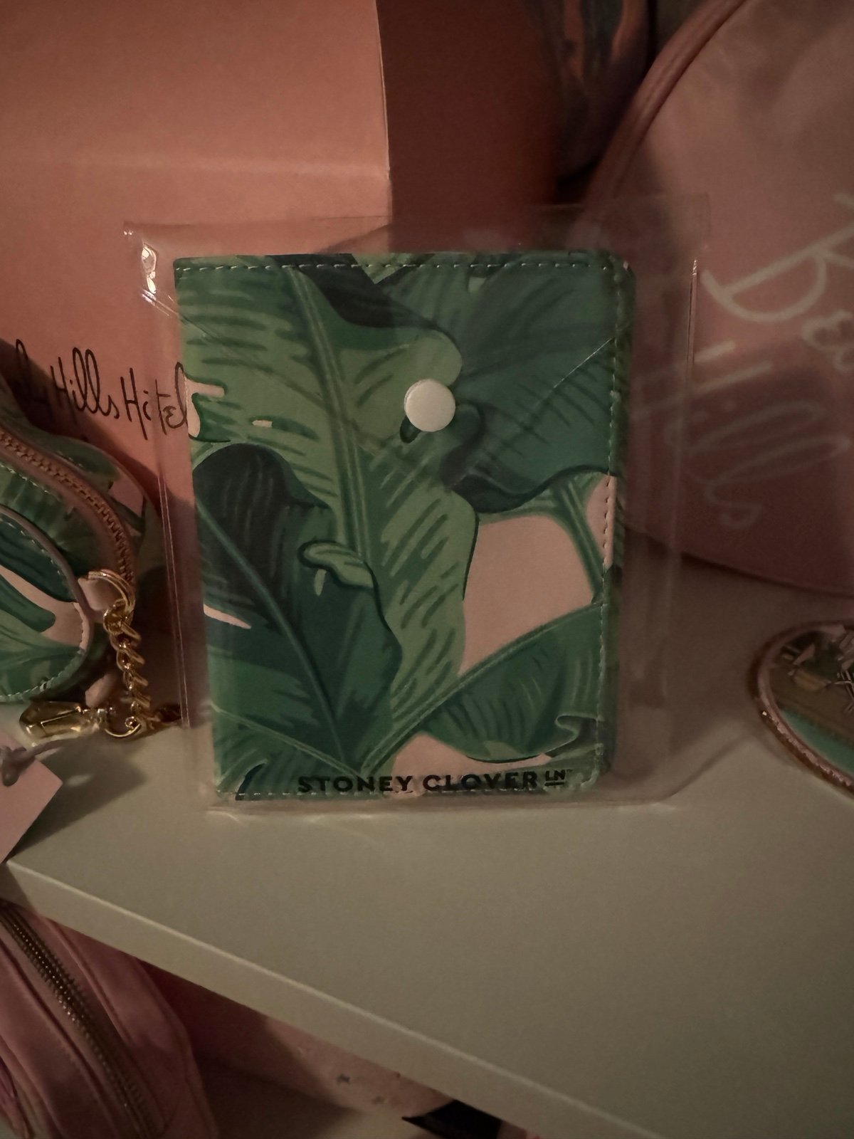 Beverly Hills Hotel Stoney Clover passport cover