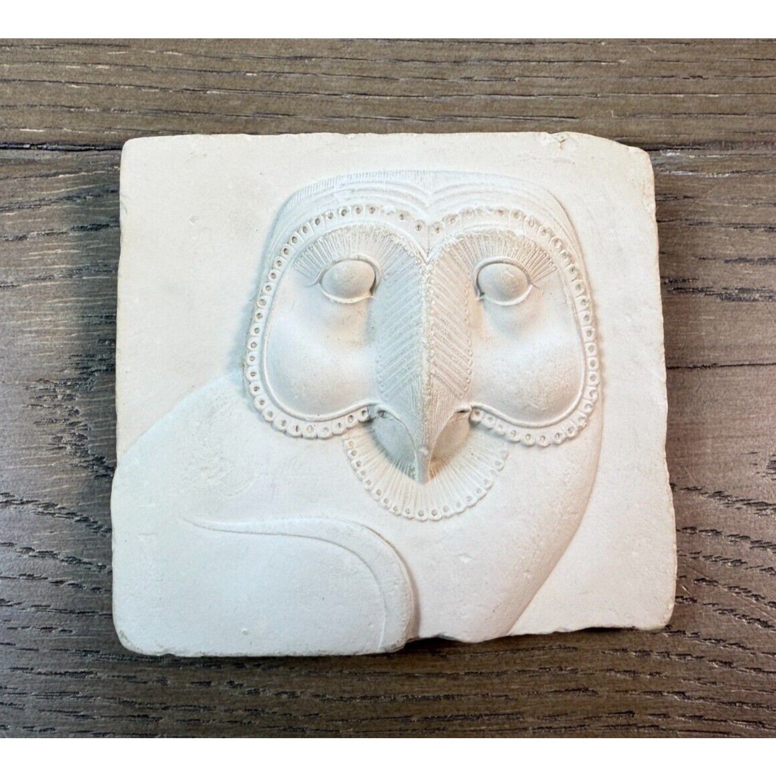 Metropolitan Museum of Art Egypt Owl Cast Wall Plaque Replica VTG Relief White