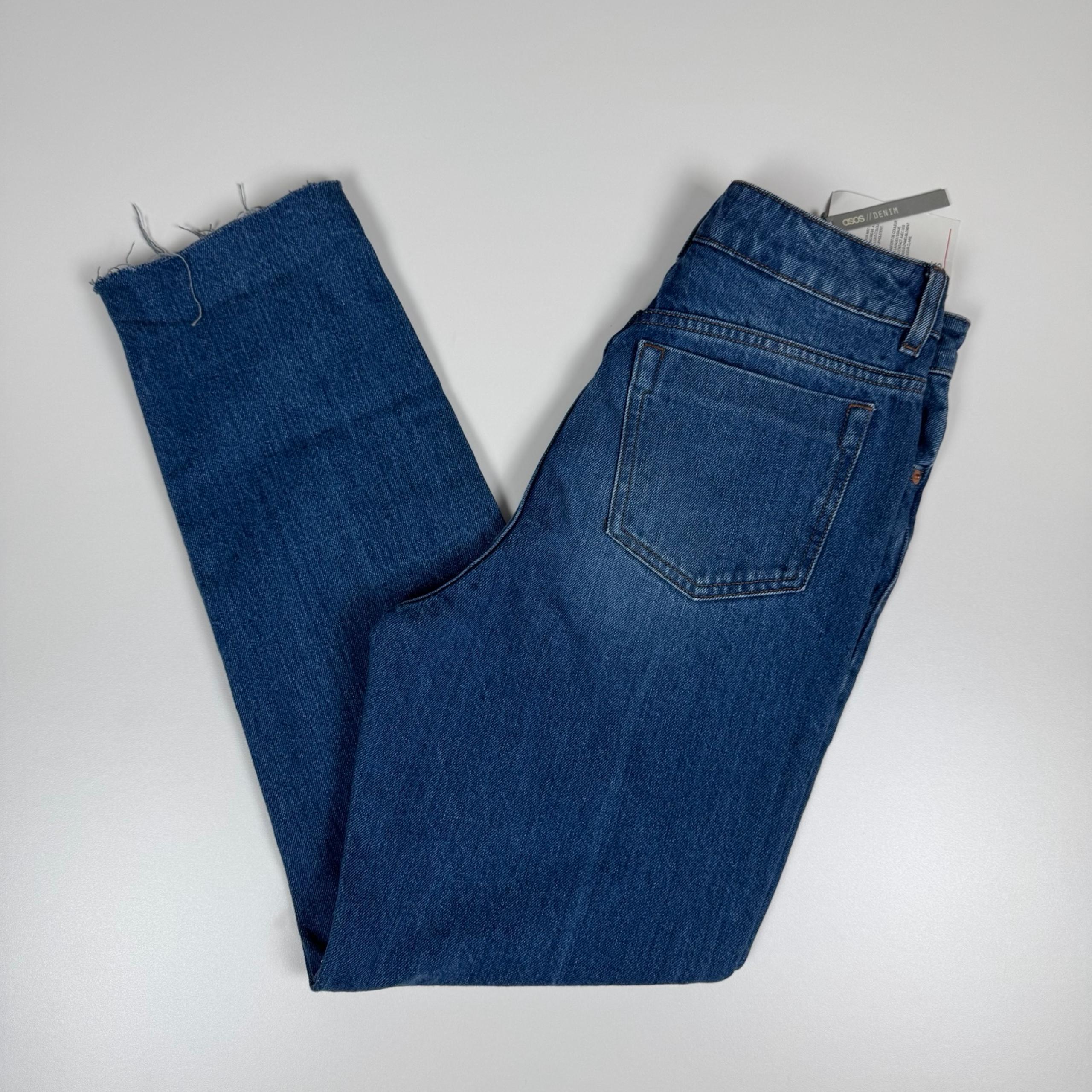 ASOS Denim Remo Straight Leg Blue Jeans Women Size 26/32 Rebel SB20 Raw Hem NWT