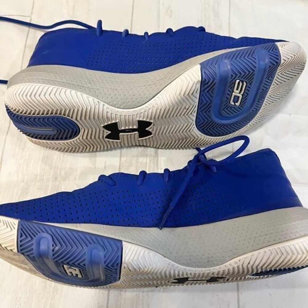 Under Armour Mens SC 3 ZER0 III Mens 10.5 Blue Basketball Shoes