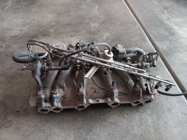 Datsun 280Z fuel injection system with Brain!