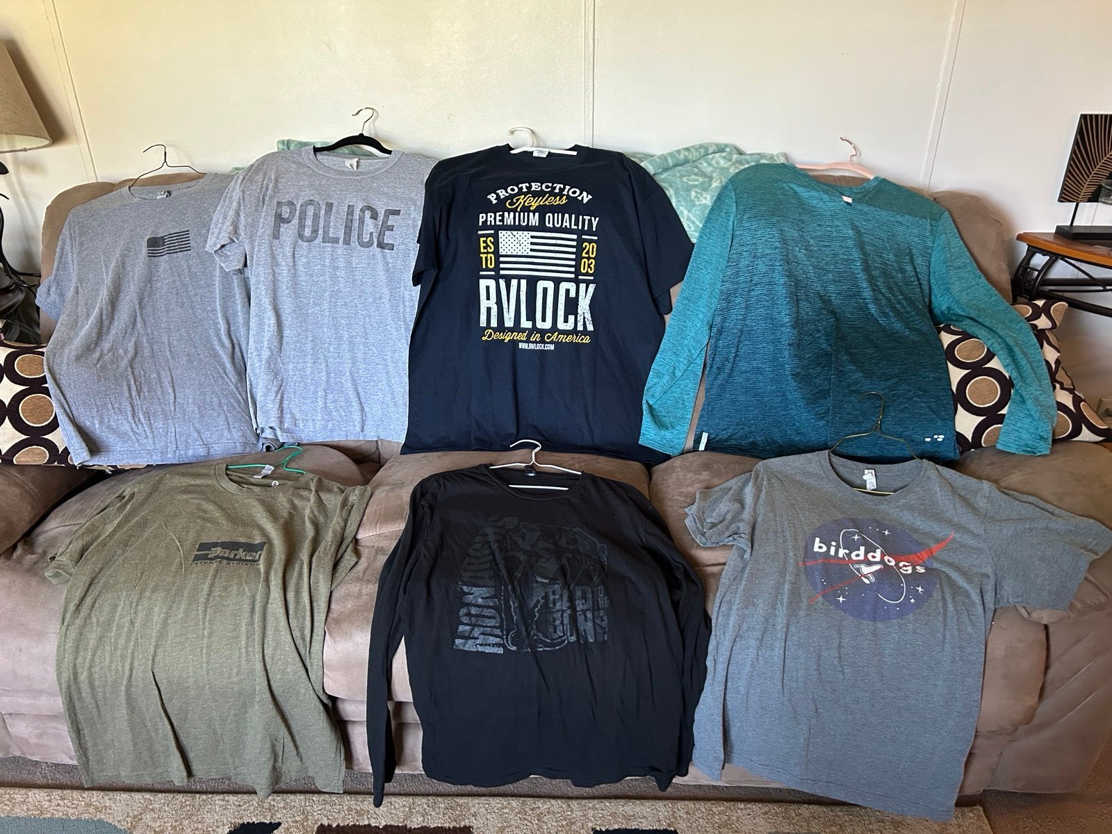 Lot of men’s large /xl shirts