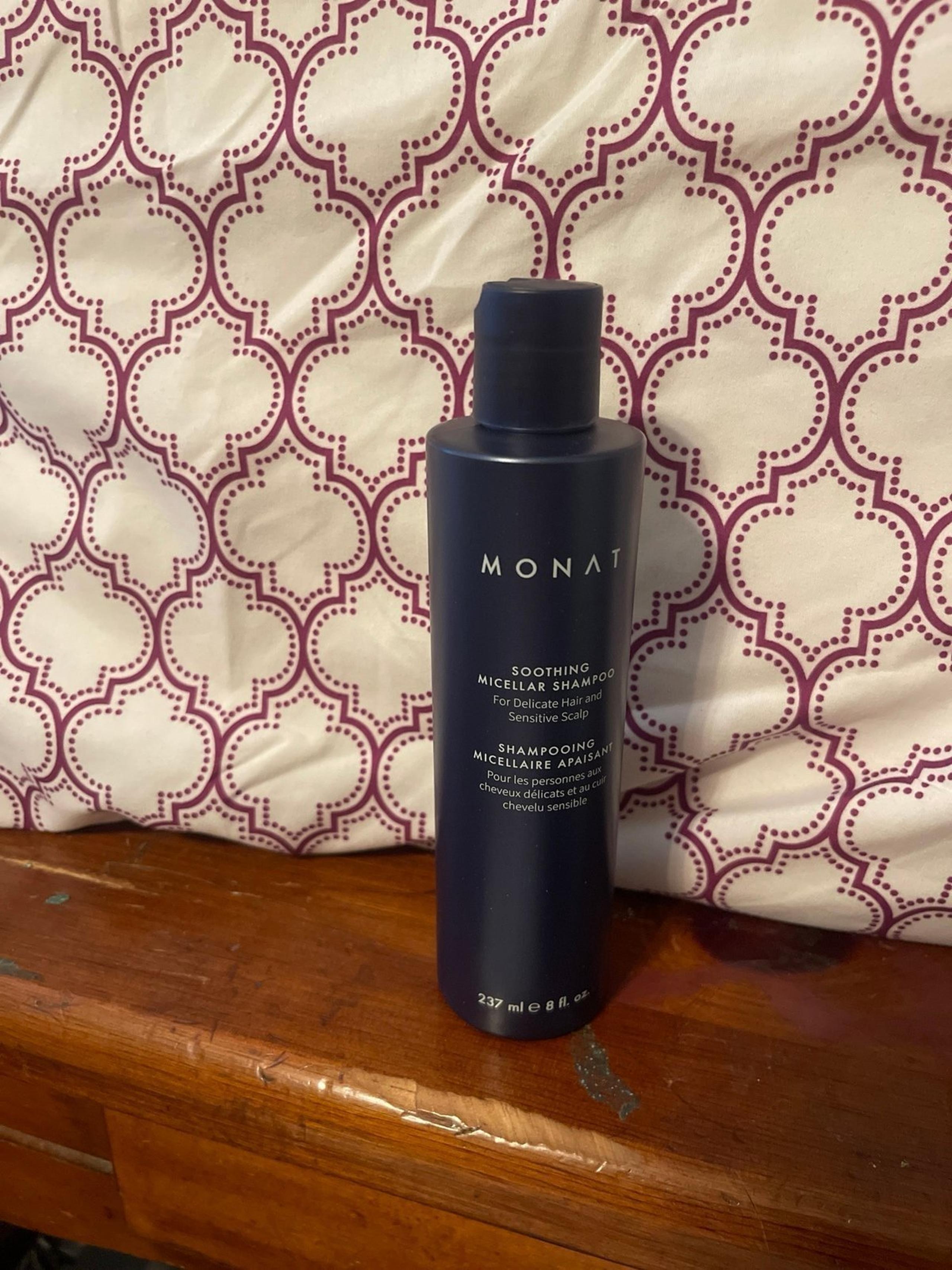 Monat soothing micellar shampoo