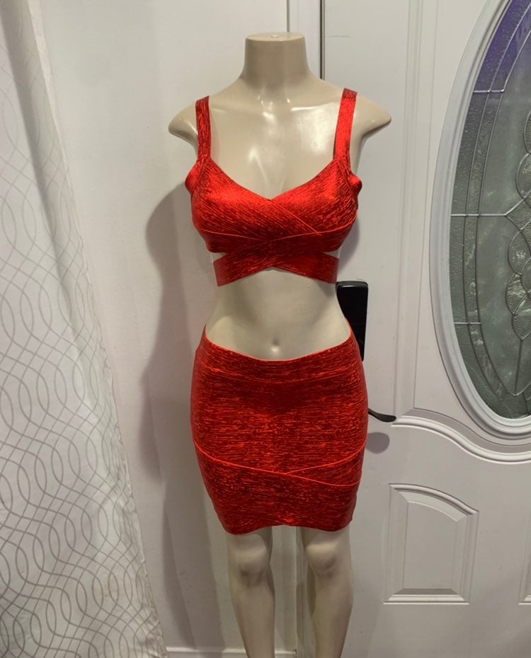 Candy apple Red 2 piece outfit