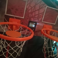 Arcade basketball game