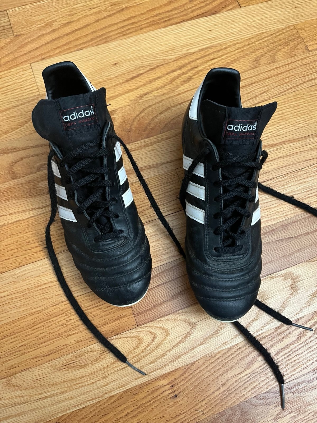 Adidas copa mundial cleats size 8