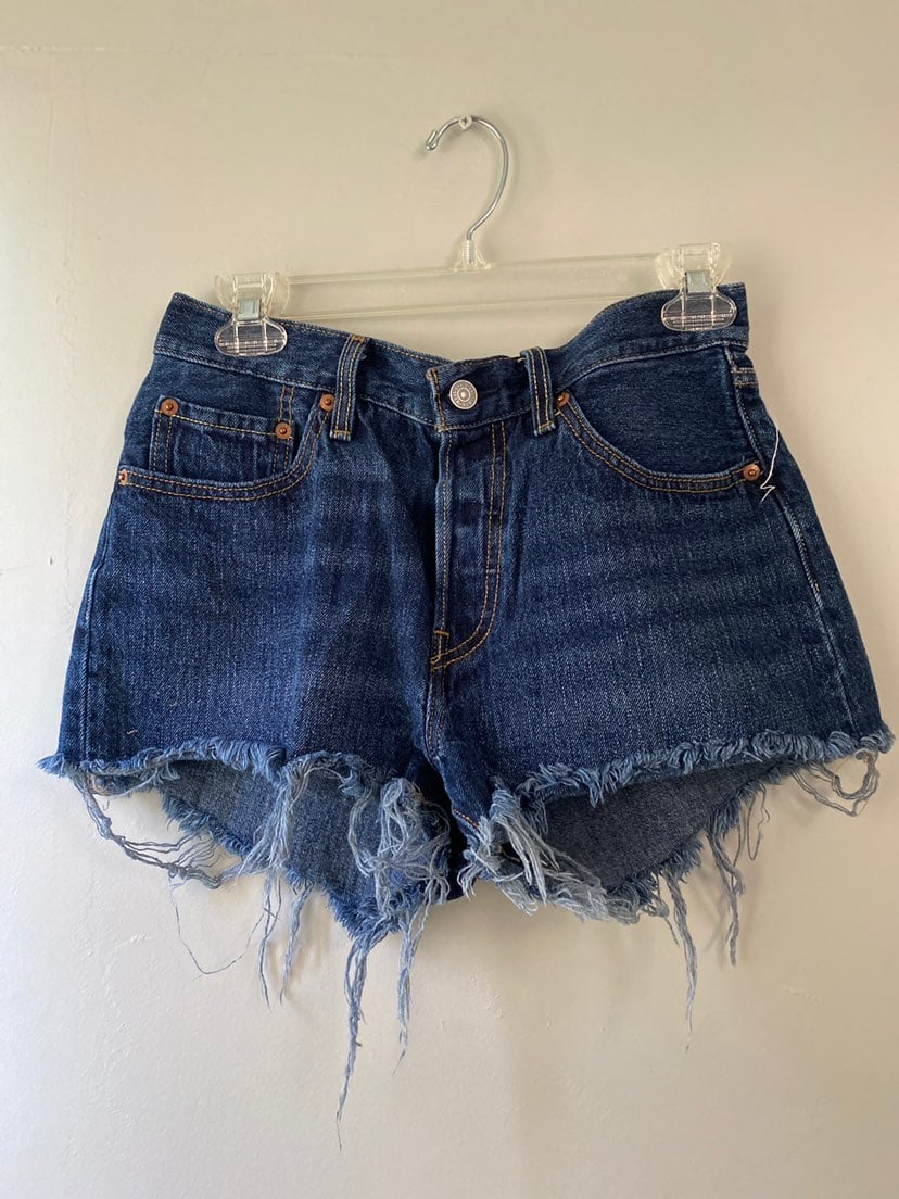 27 levis dark wash high waisted shorts