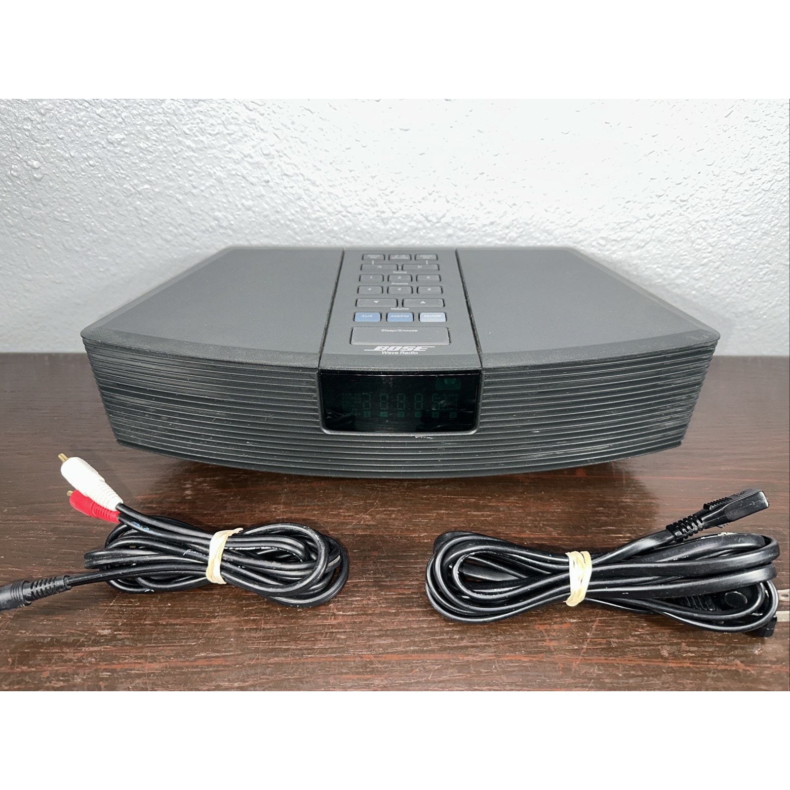 Bose Wave Radio AM FM Stereo Digital Alarm Clock AWR1-1W Black + Aux Cord