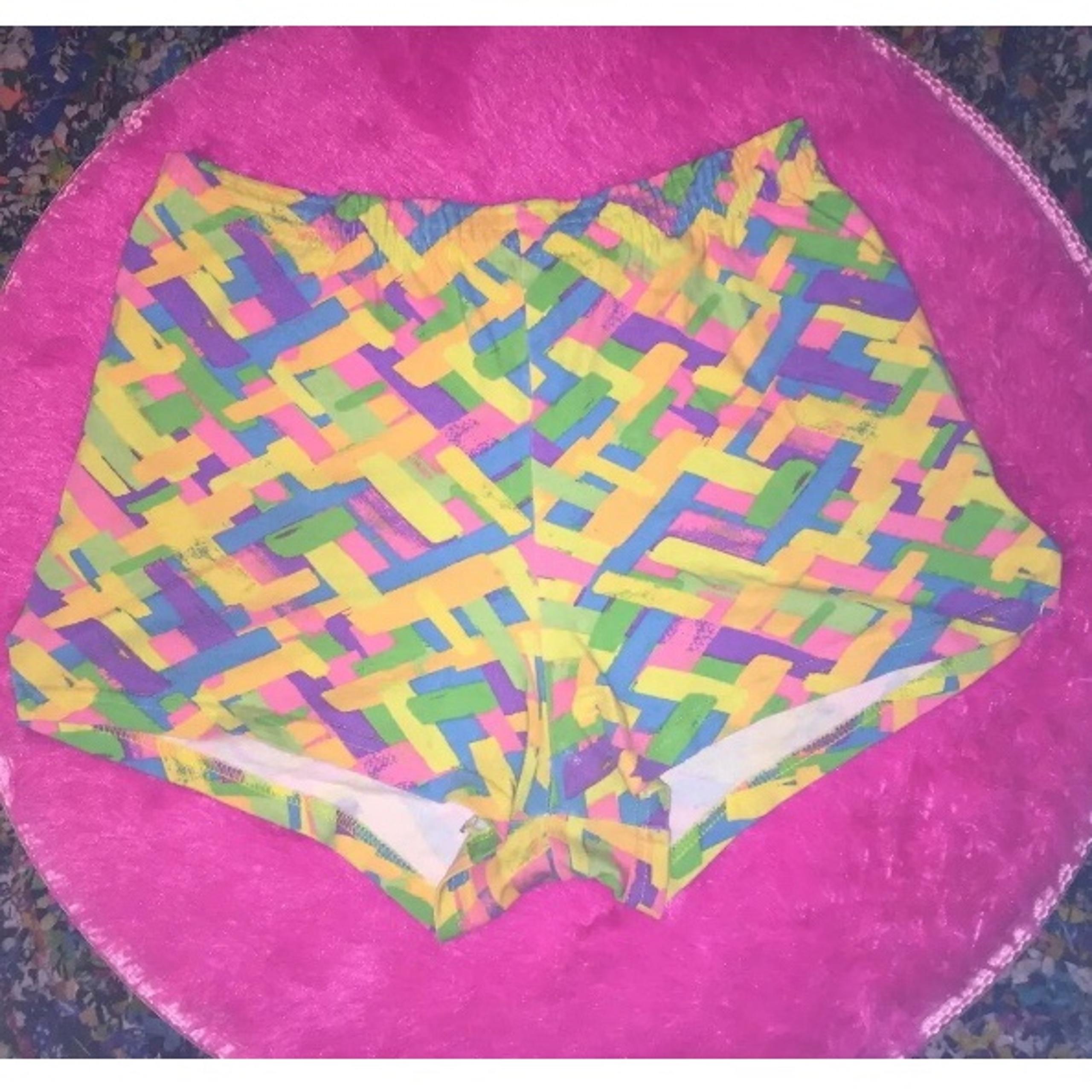 Athletic Shorts Rainbow Soffe womens juniors Size Medium Vintage Cheer Dance