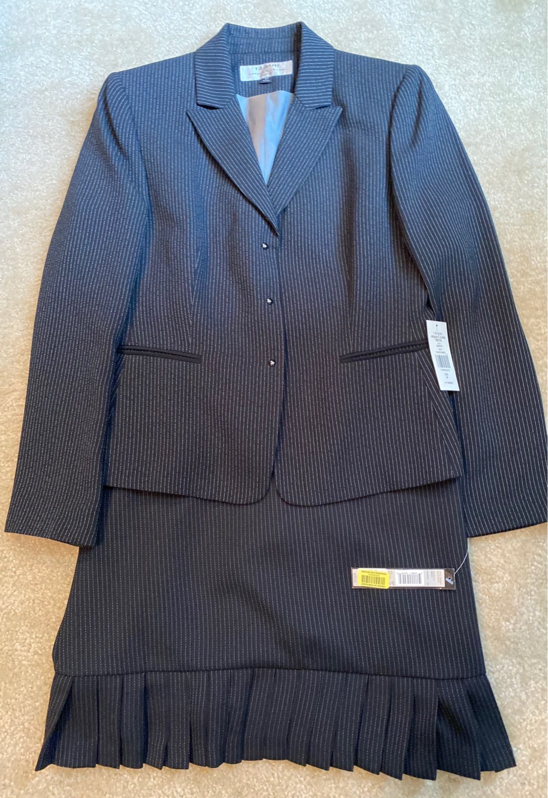 Brand new elie tahari black skirt suit m