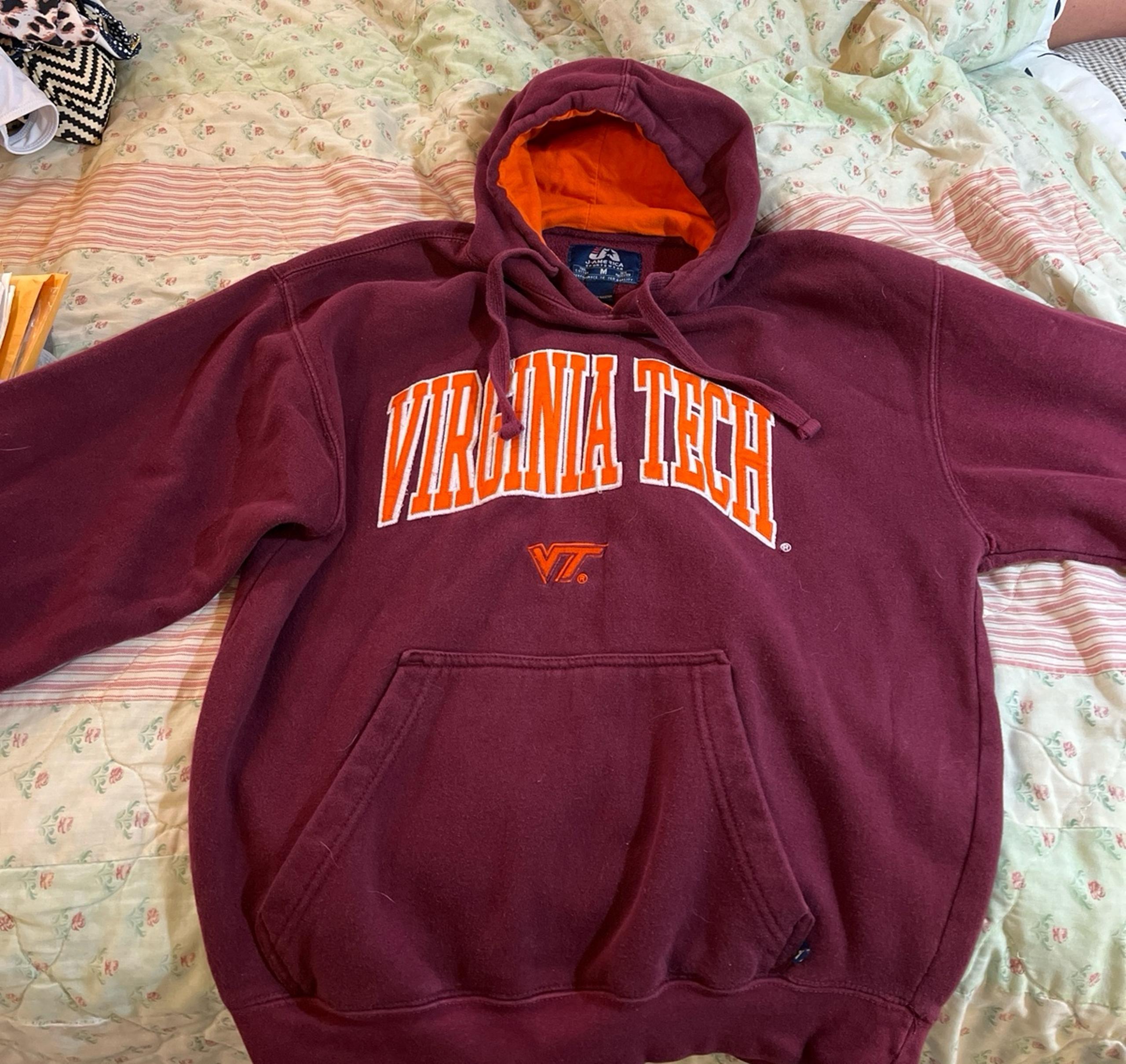 Virginia Tech Hoodie Medium