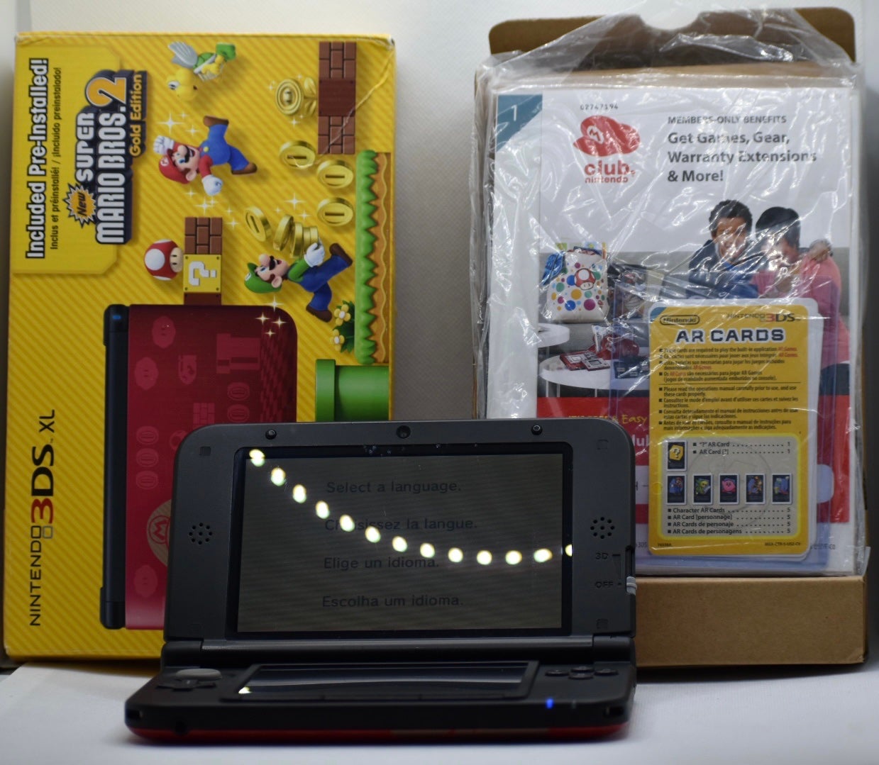 Nintendo 3DS XL Super Mario Bros. 2 Gold Edition