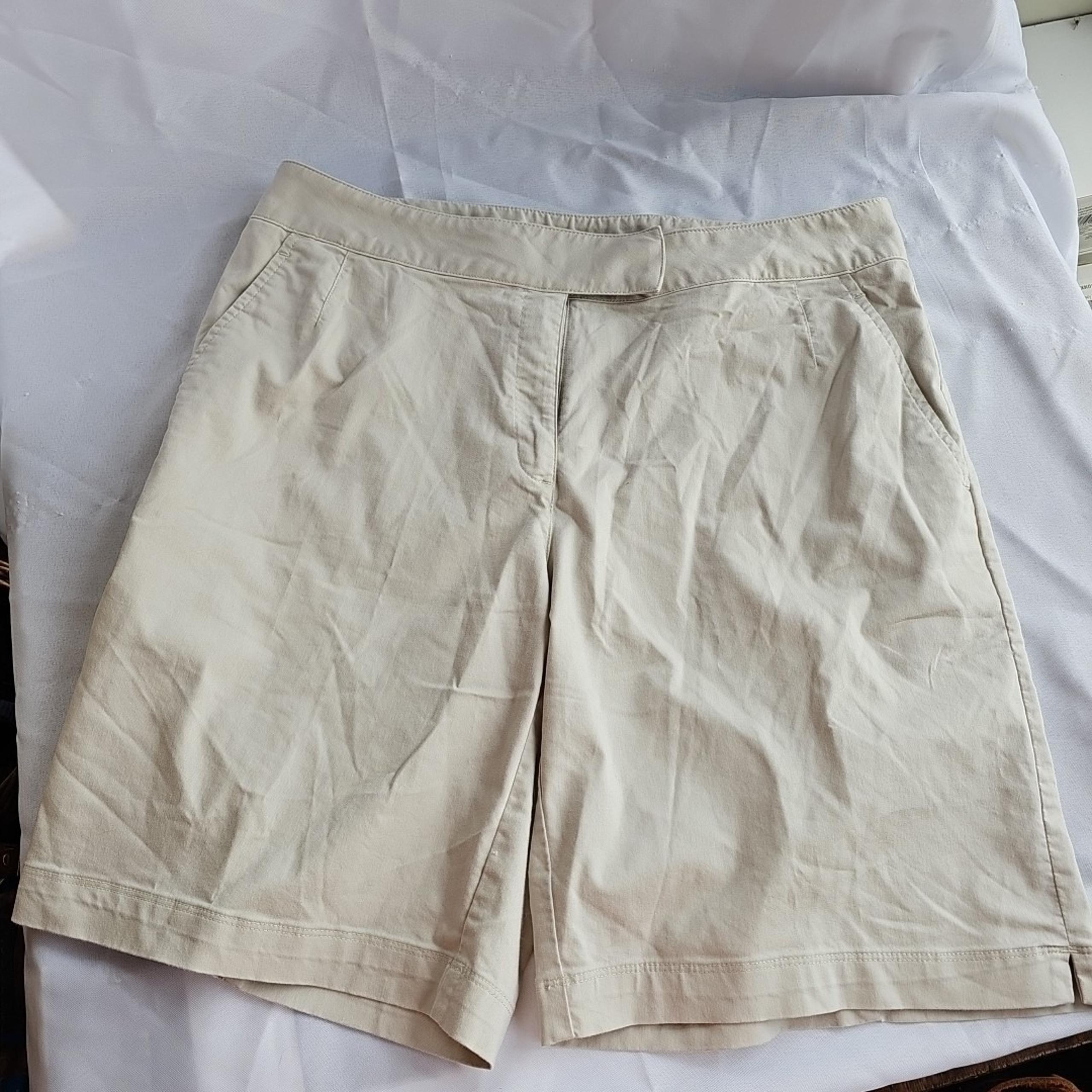 Nike Golf Shorts Womens 12 Beige Khaki Fit Dry Chino Performance Walking Casual