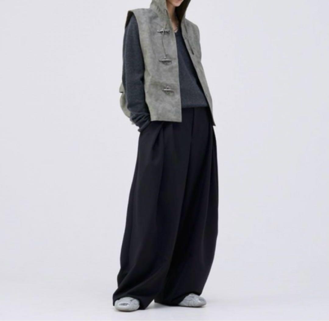 Soerte 3-tuck wide balloon trousers