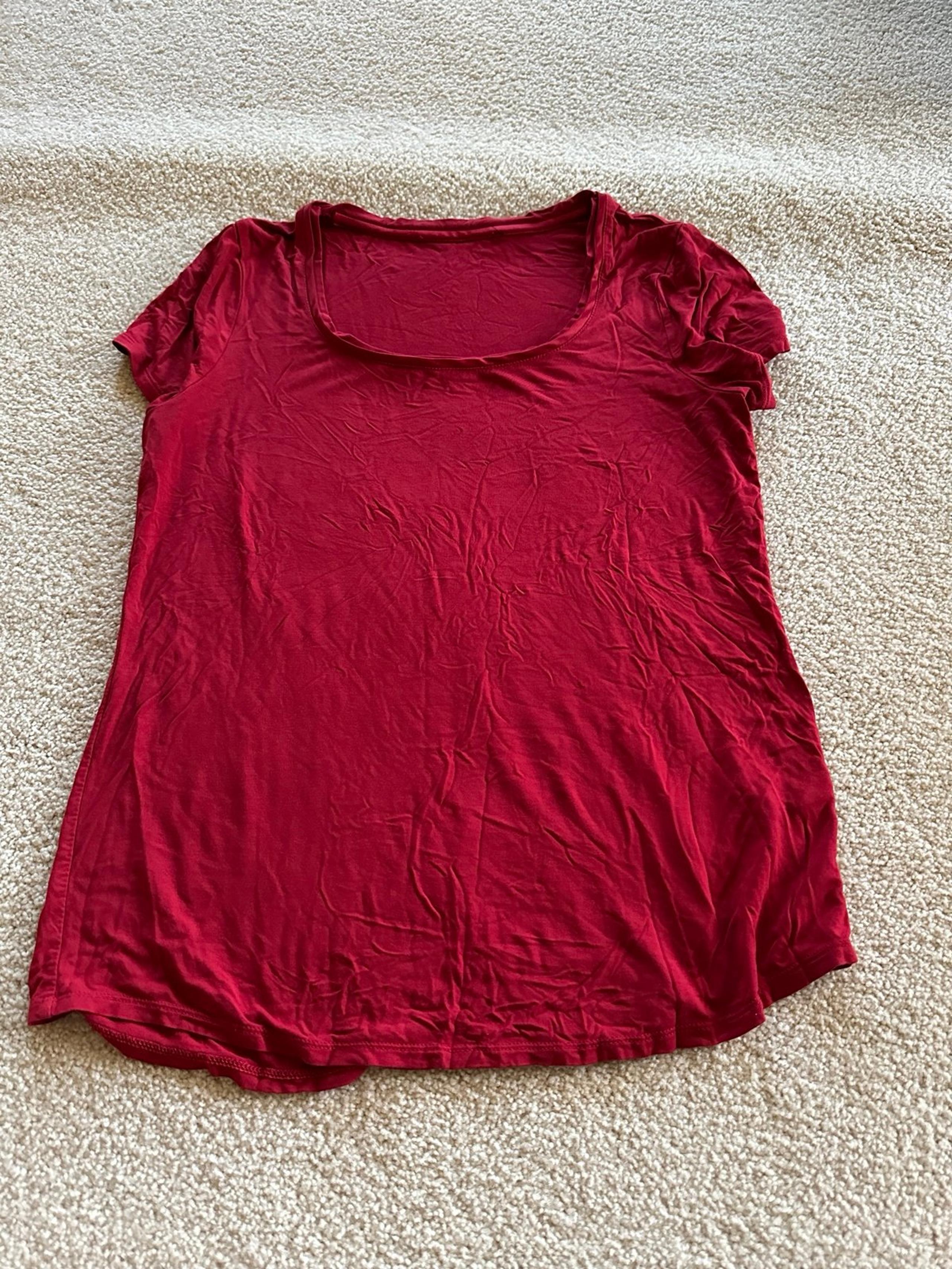 WHBM top