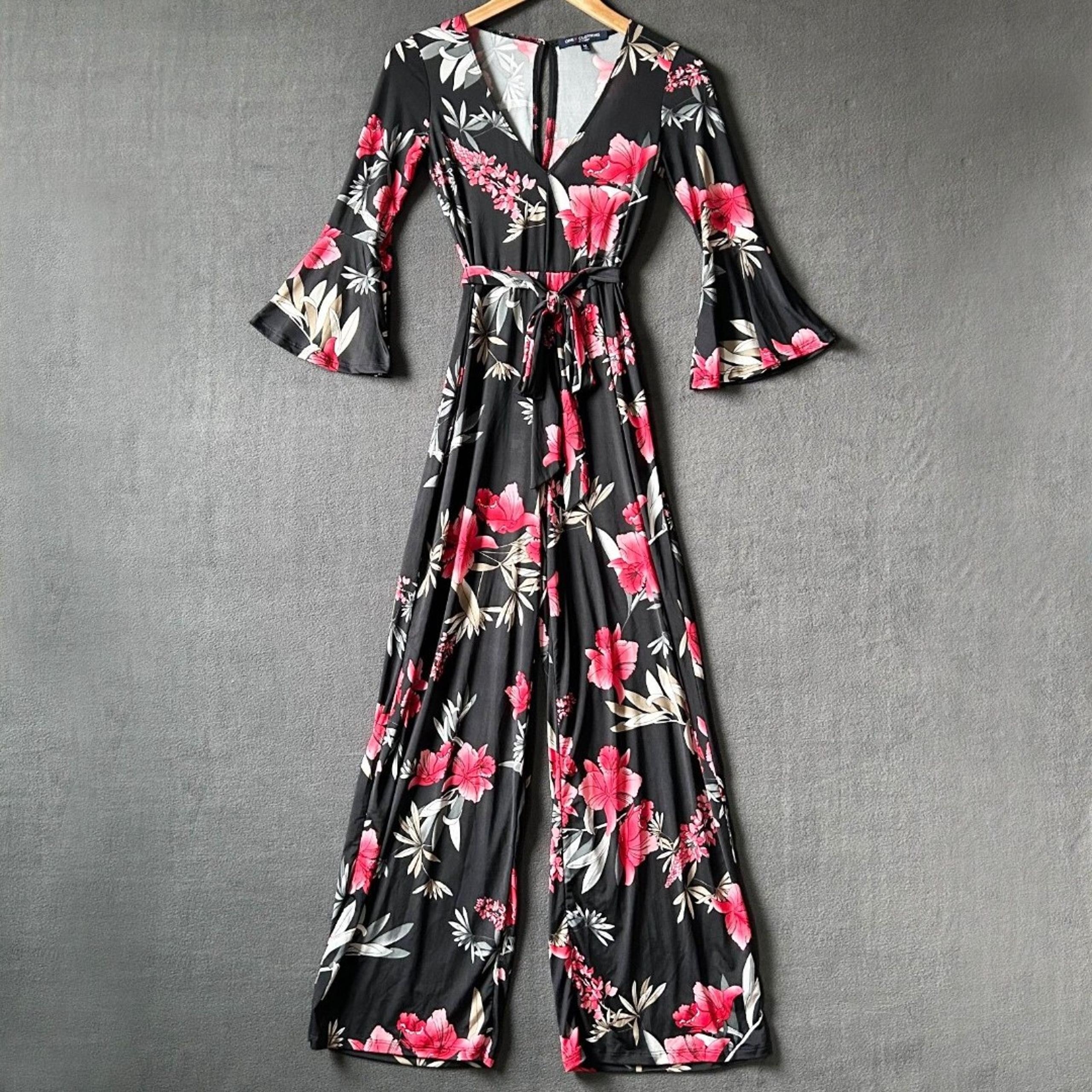One Clothing Jumpsuit Black Red Floral Knit V-Neck Wide Leg - Women's Size M