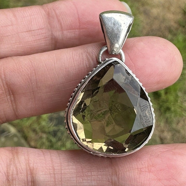 VTG Pendant Tear Drop Shape Sterling Silver Stamped 925 Faceted Smoky Quartz GEM