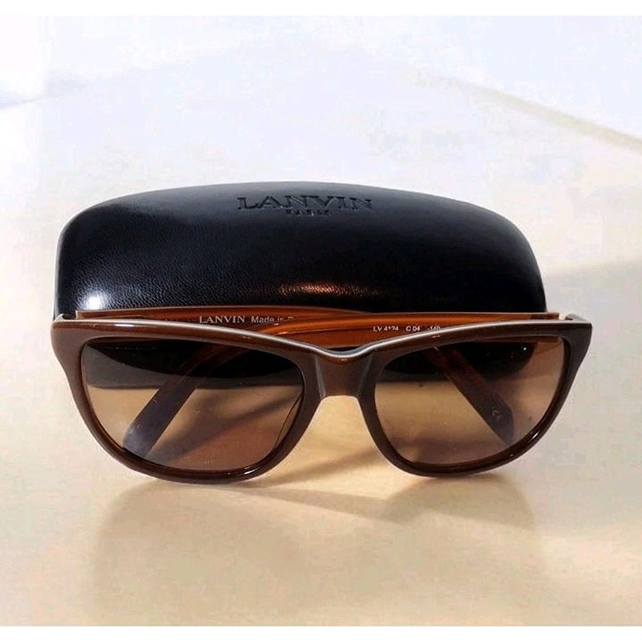 Lanvin Pinstripe Coffee Brown Women's Sunglasses Clamshell Case LV 4124 C04-140