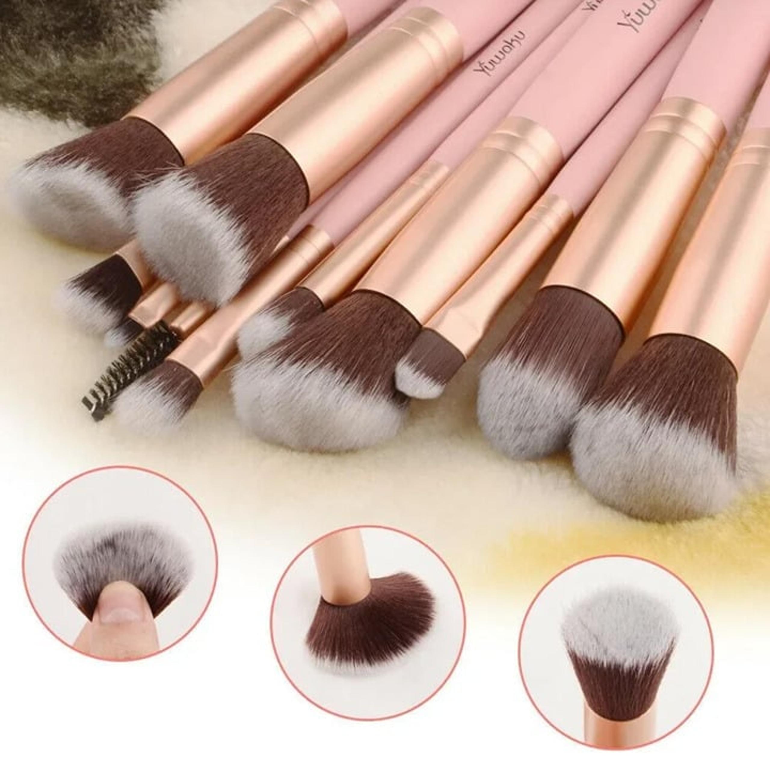 14 PC Professional Makeup Brushes