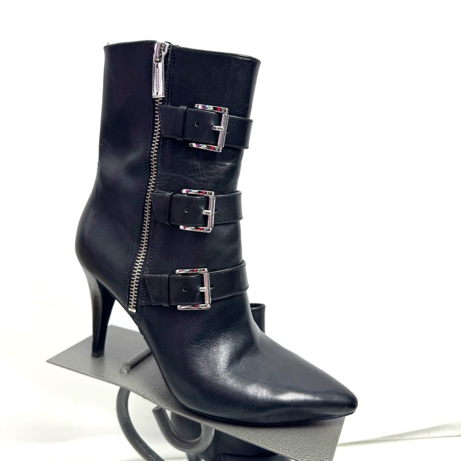 Michael Kors Black Lori Pointed Toe Buckled Leather Booties Boots Size 6.5