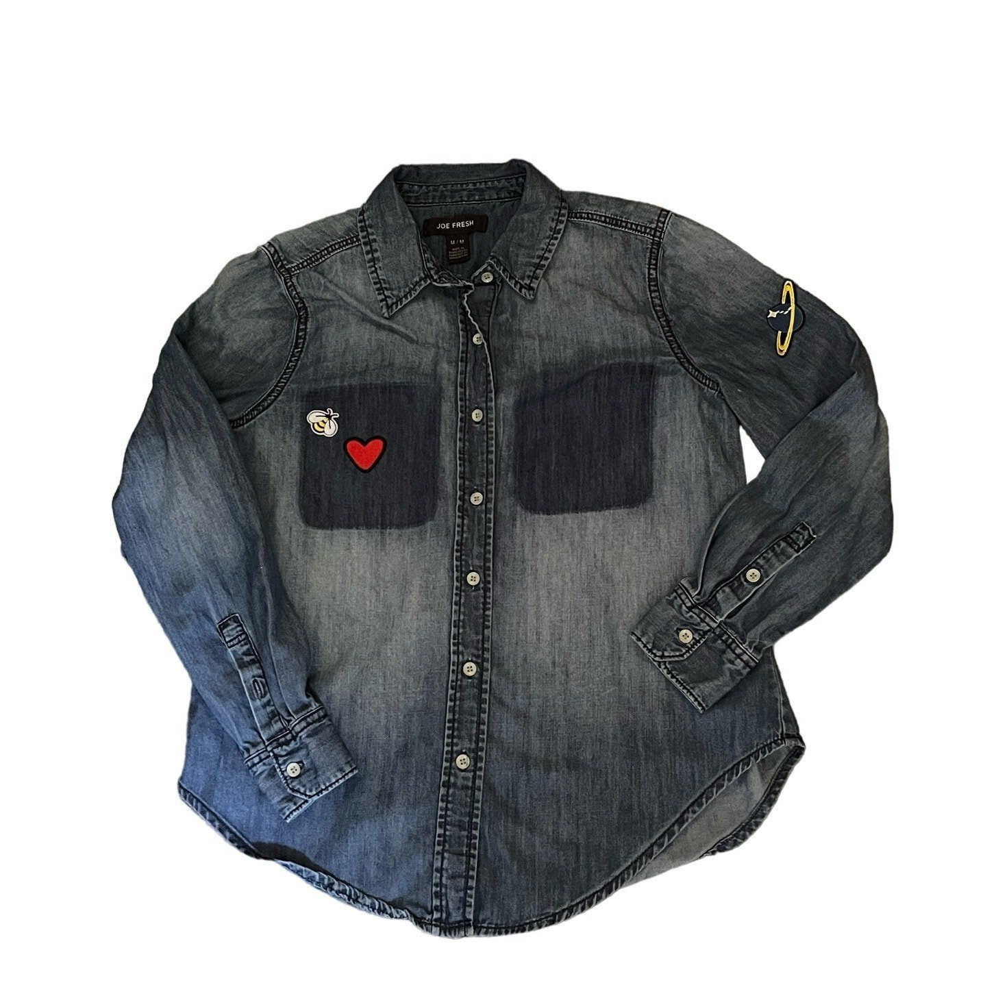 JOE FRESH WOMENS DENIM BUTTON DOWN SHIRT TOP M PATCHES RETRO CASUAL HIPPEE