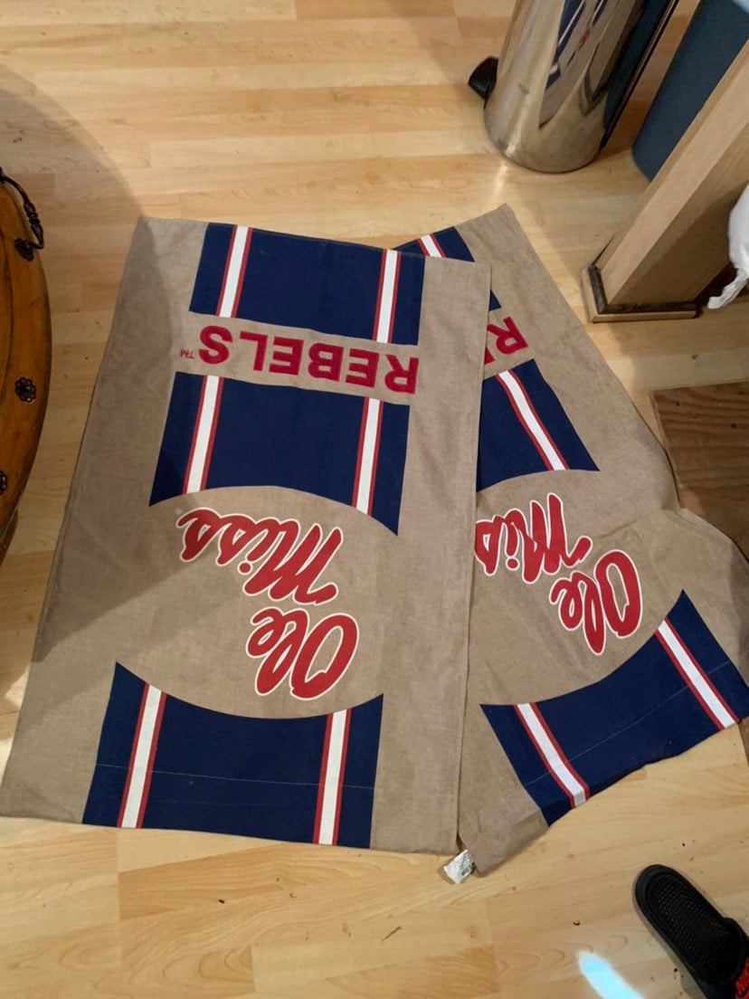Ole Miss window flags