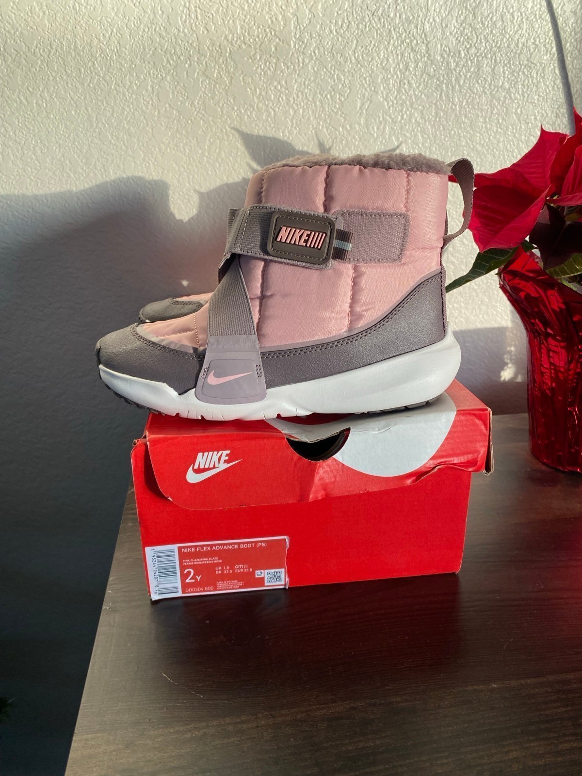 Nike Flex Advance girl boots
