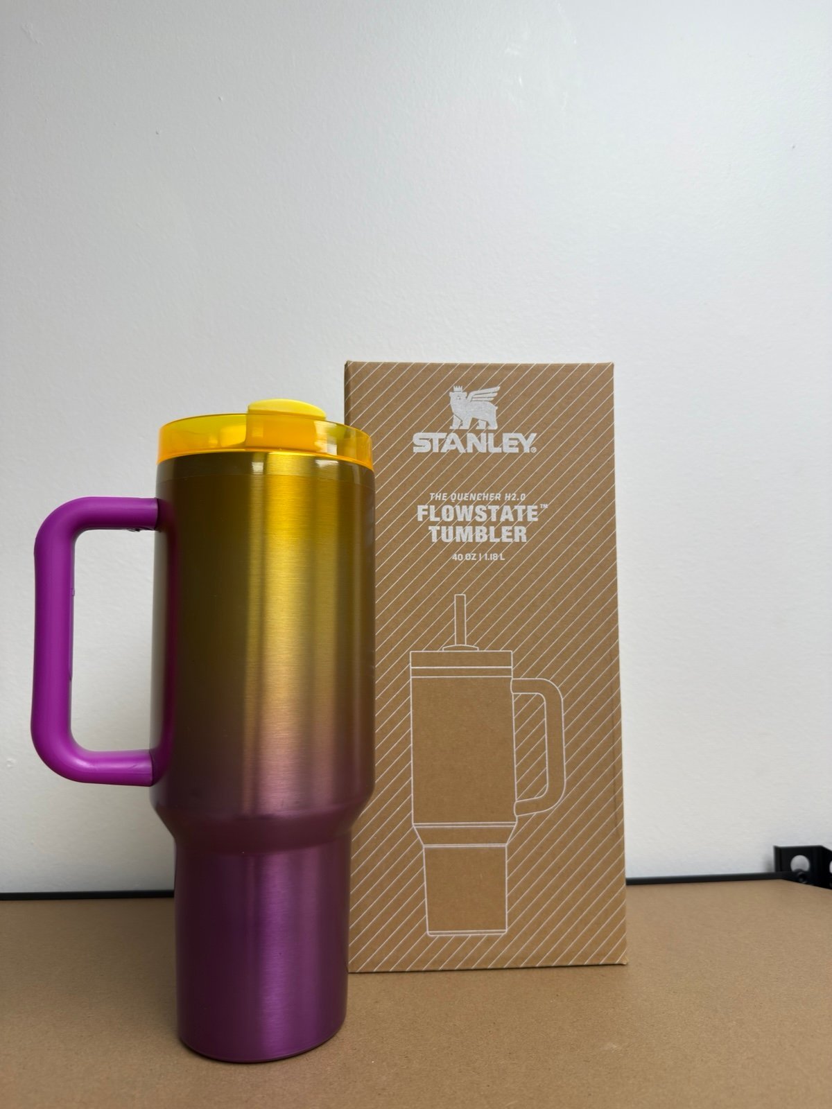 Stanley Quencher H2.0 FlowState Tumbler (40 oz)