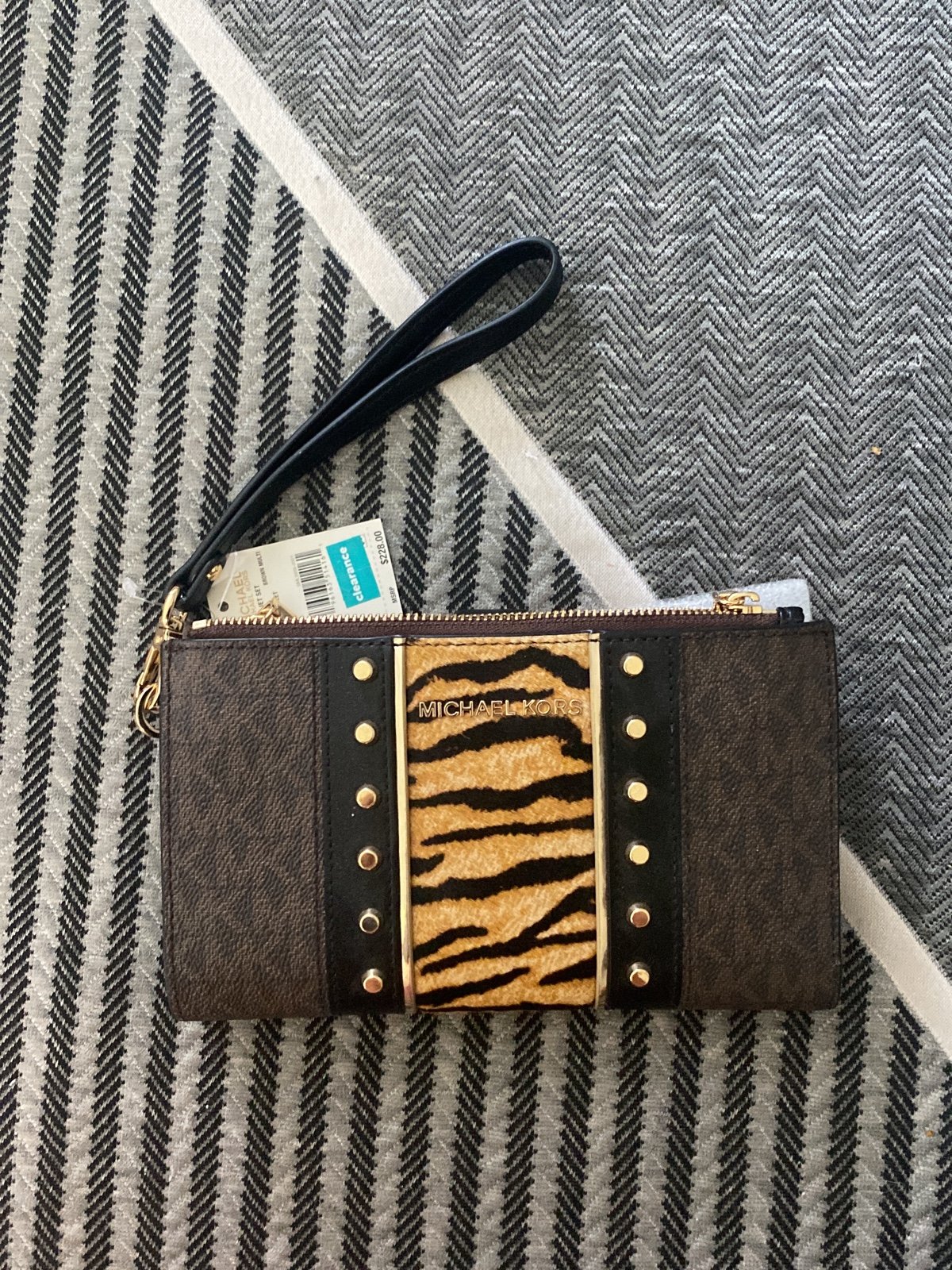 Wristlet