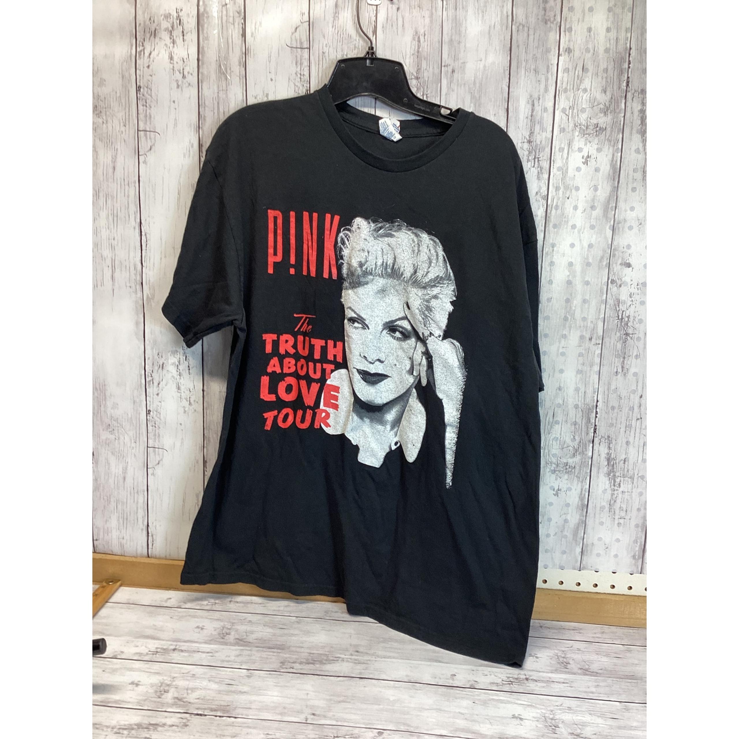 Pink. “The Truth About Love” Tour Shirt. 2013. Black XL for Men