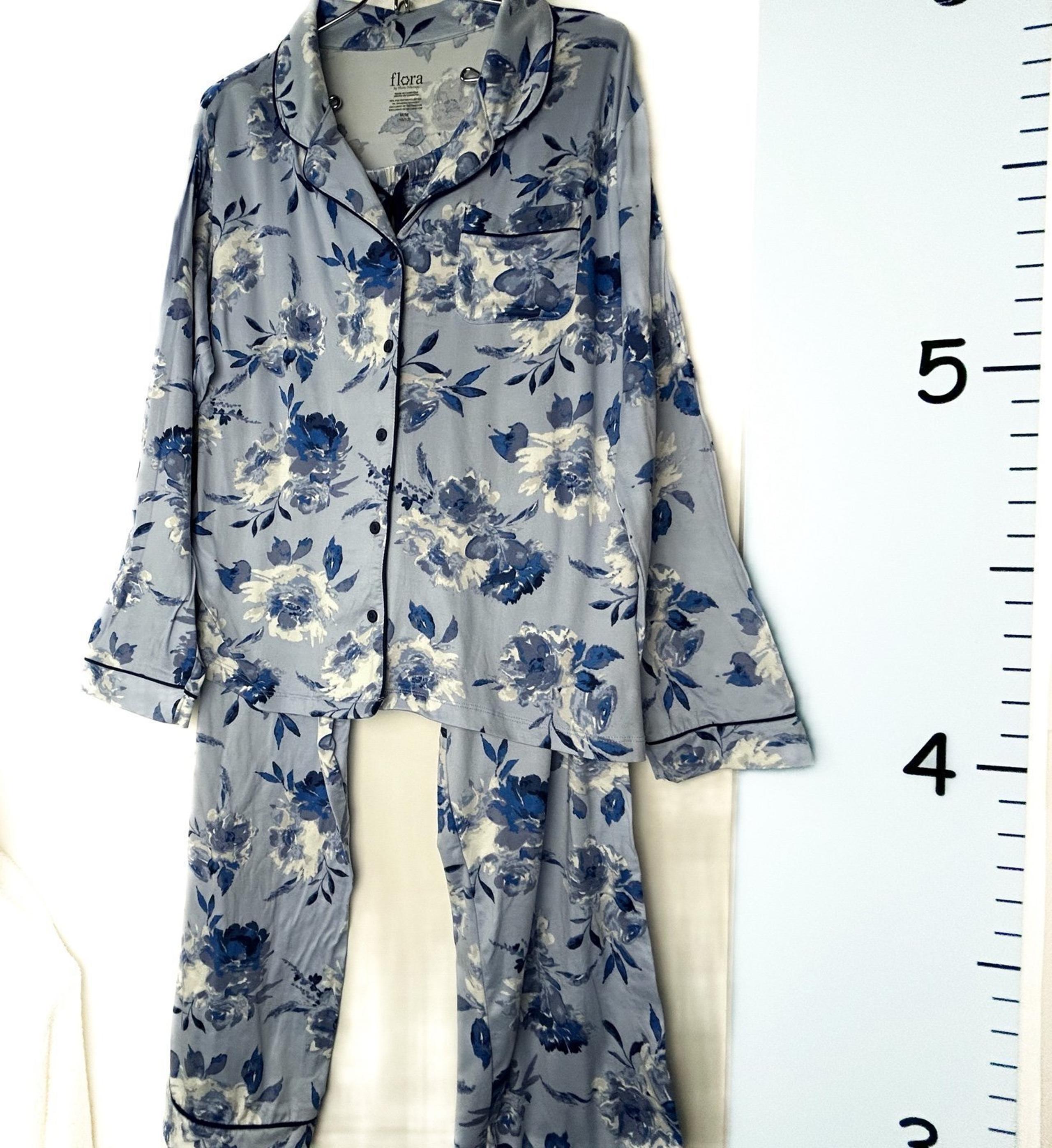 Flora by Flora Nikrooz Blue Floral 2PC Pajama Set Medium 10/12