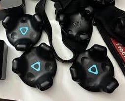 2.0 trackers x3 blue button